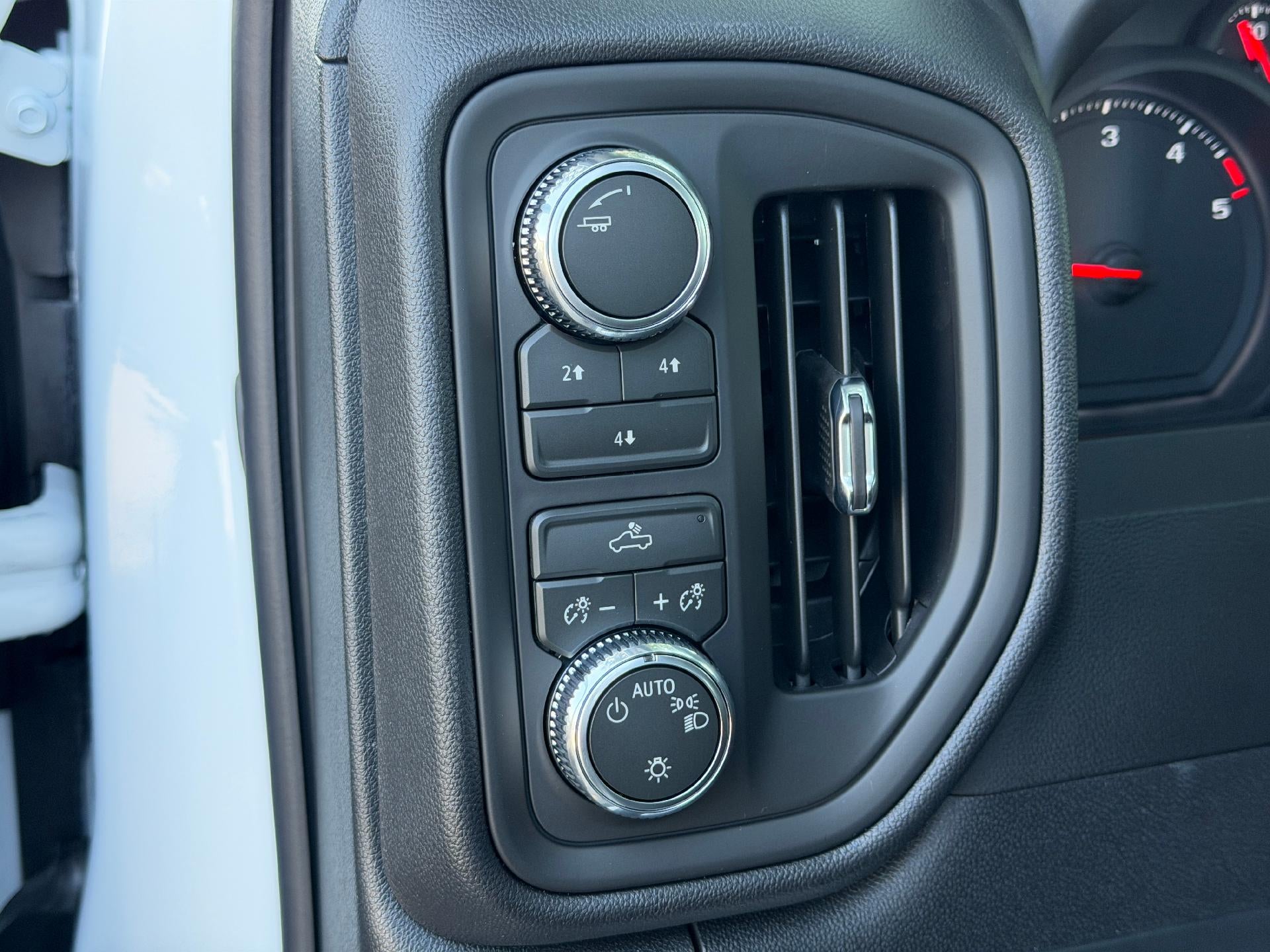 2026 GMC Sierra 3500 HD Double Cab Long Box 4-Wheel Drive Pro