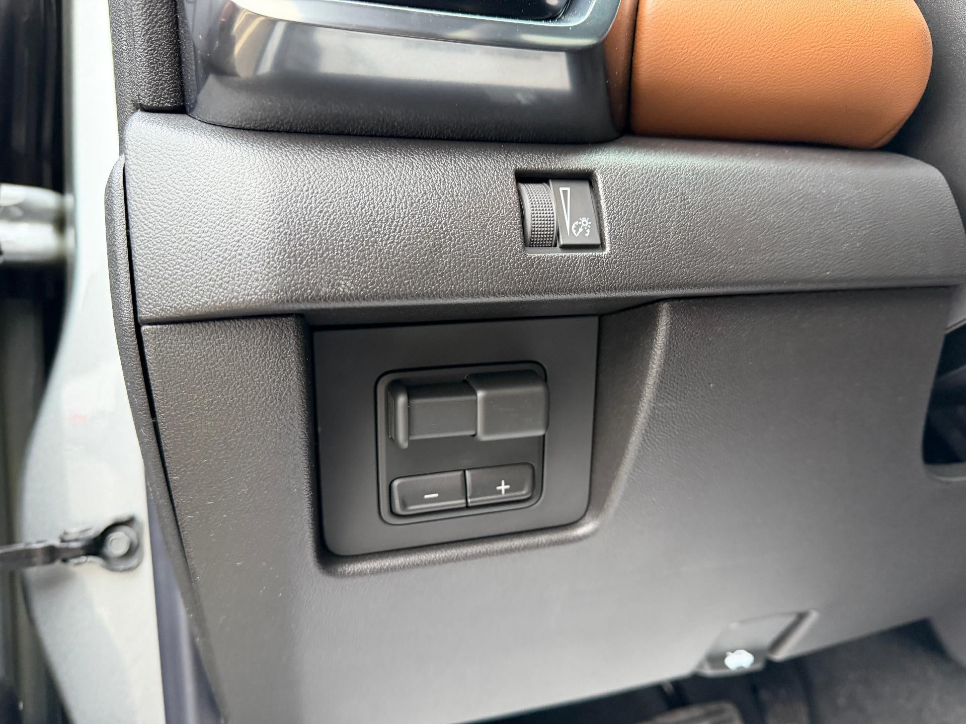 2026 GMC Canyon Crew Cab Short Box 4-Wheel Drive AT4