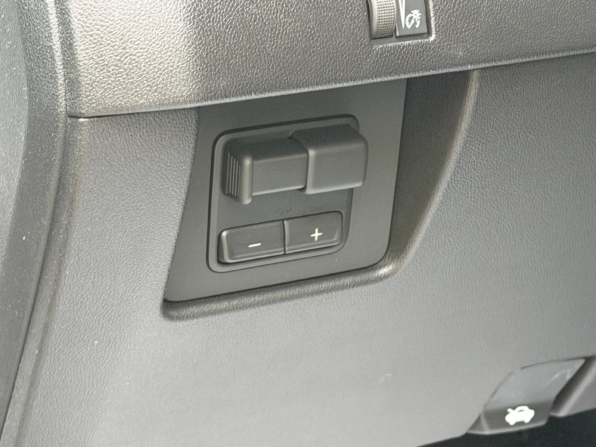 2026 GMC Canyon Crew Cab Short Box 4-Wheel Drive AT4