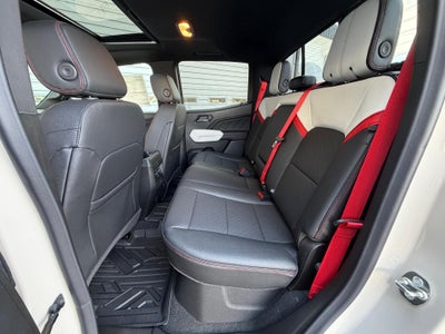 2026 GMC Canyon Crew Cab Short Box 4-Wheel Drive AT4X