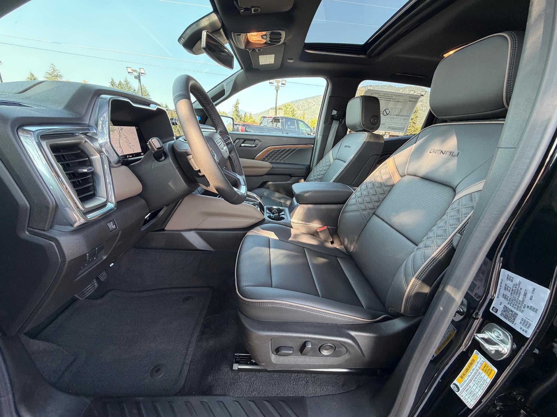 2026 GMC Canyon Crew Cab Short Box 4-Wheel Drive Denali