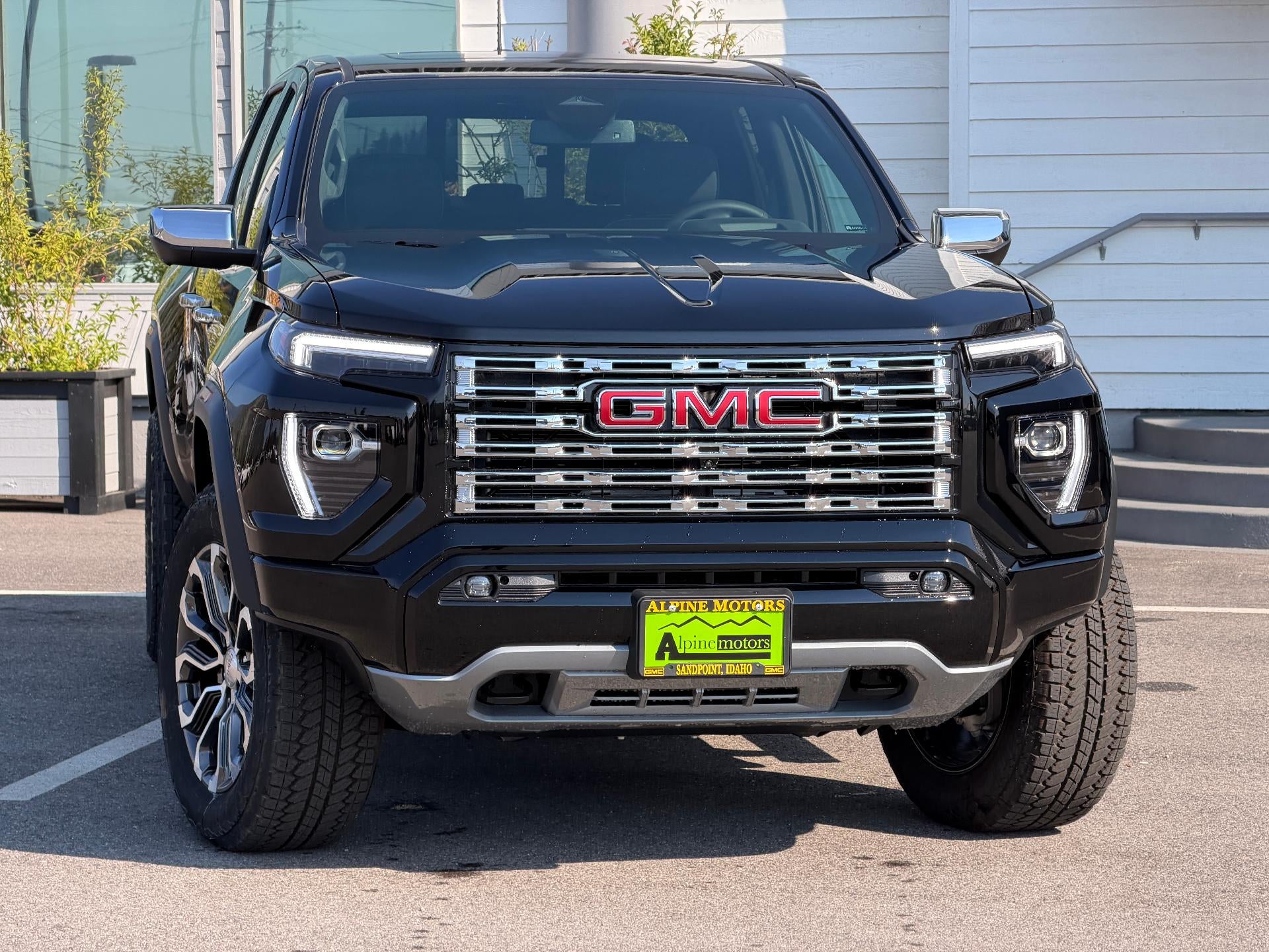 2026 GMC Canyon Crew Cab Short Box 4-Wheel Drive Denali