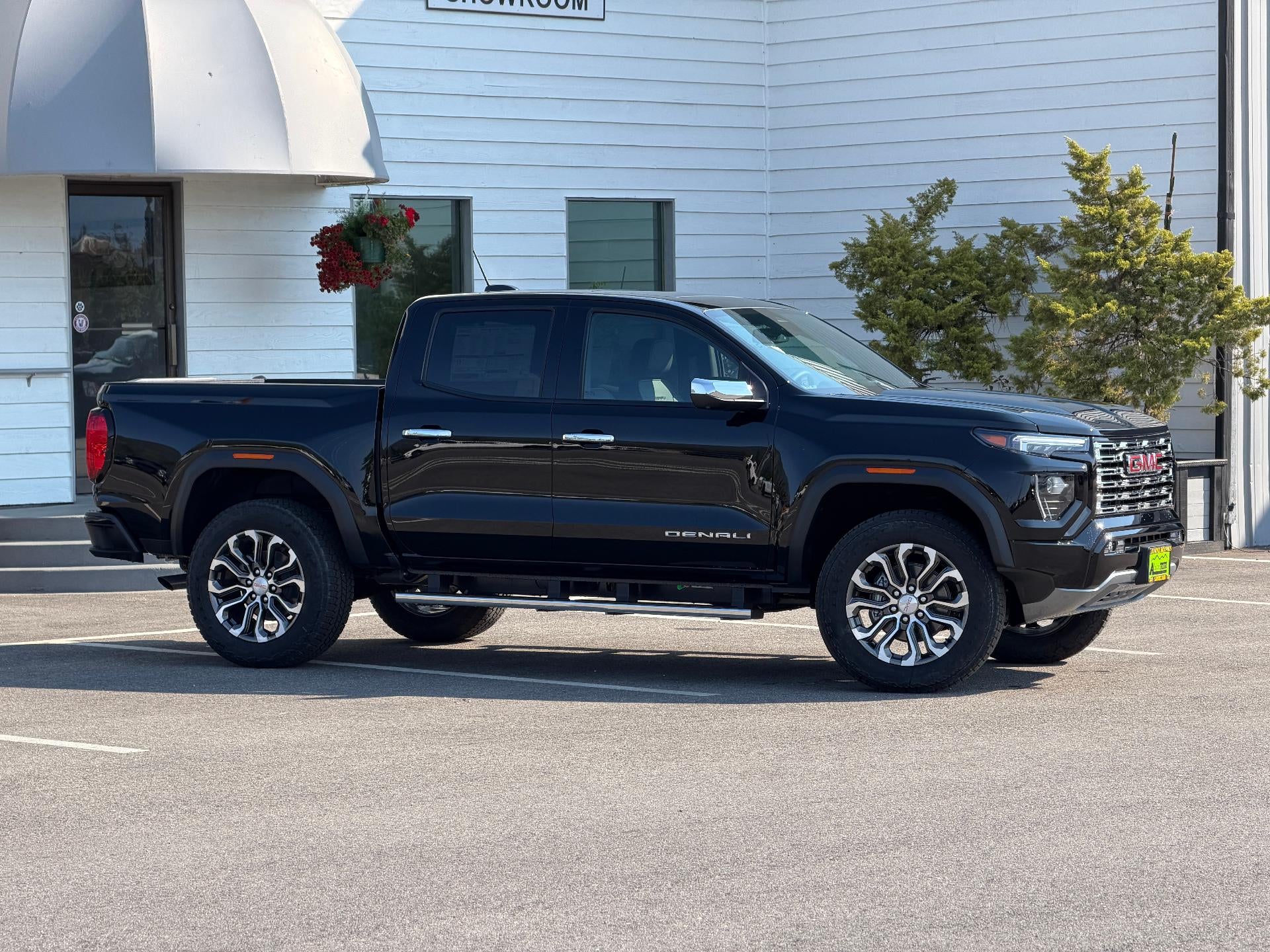 2026 GMC Canyon Crew Cab Short Box 4-Wheel Drive Denali