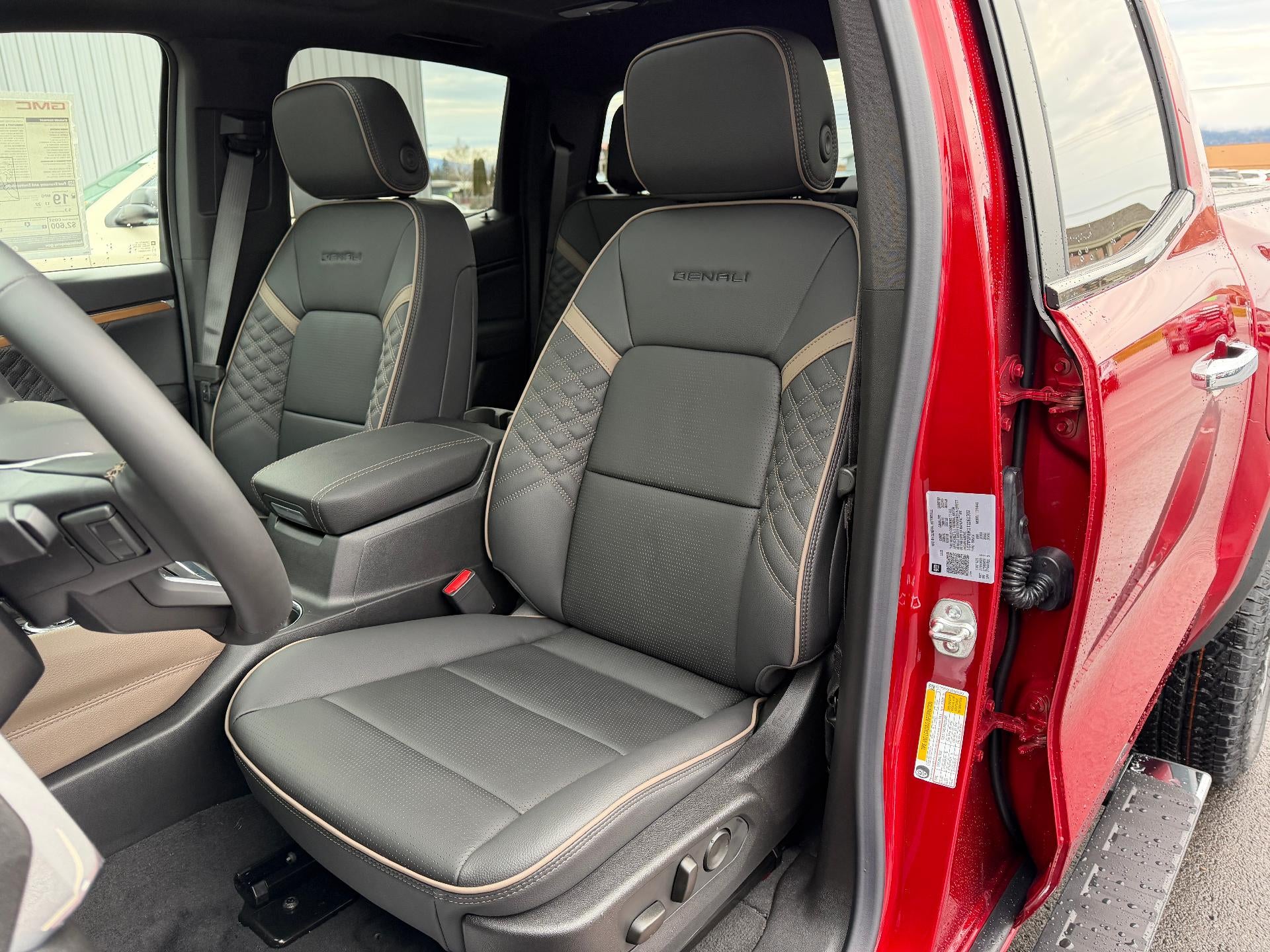 2026 GMC Canyon Crew Cab Short Box 4-Wheel Drive Denali