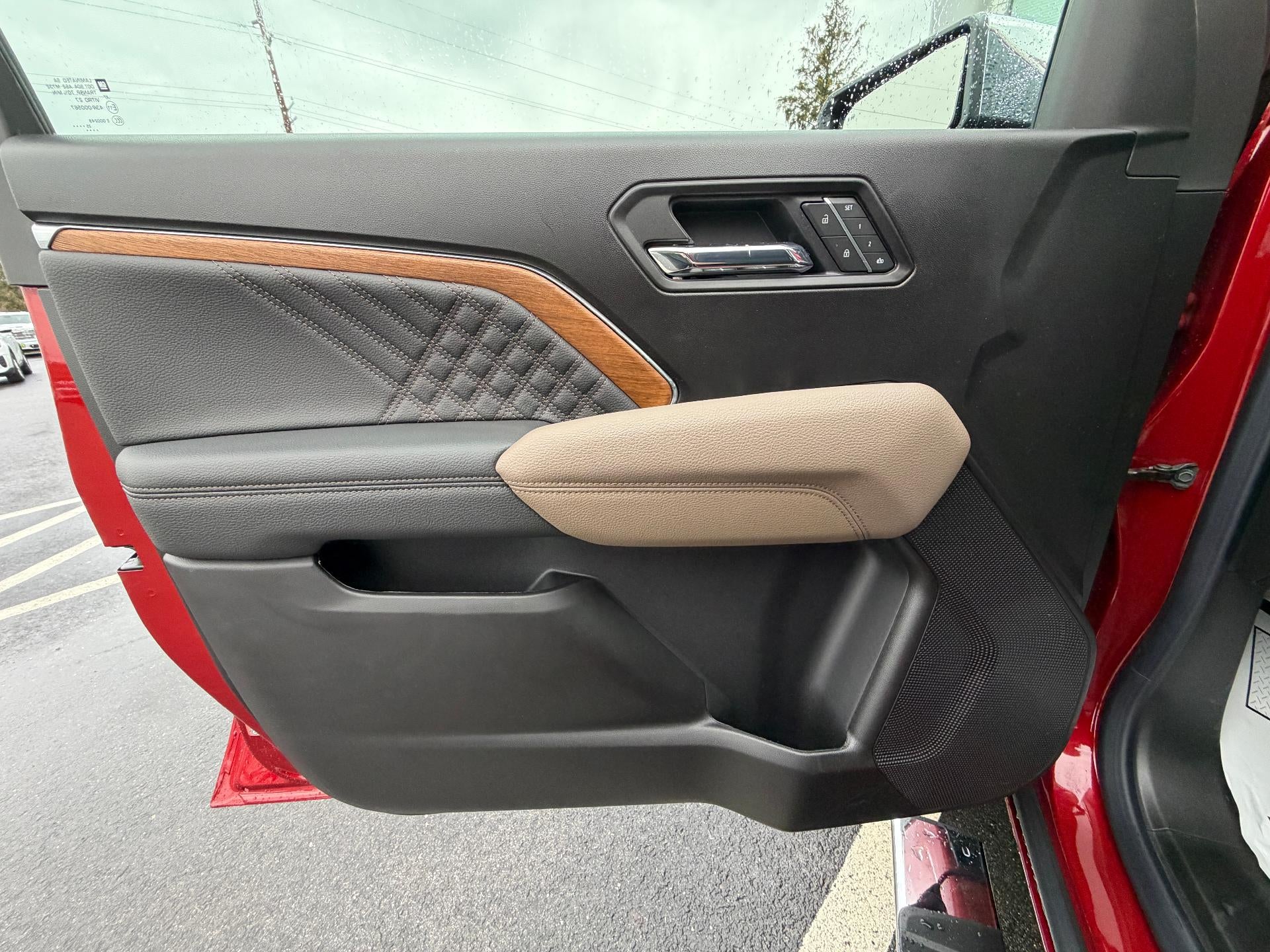 2026 GMC Canyon Crew Cab Short Box 4-Wheel Drive Denali