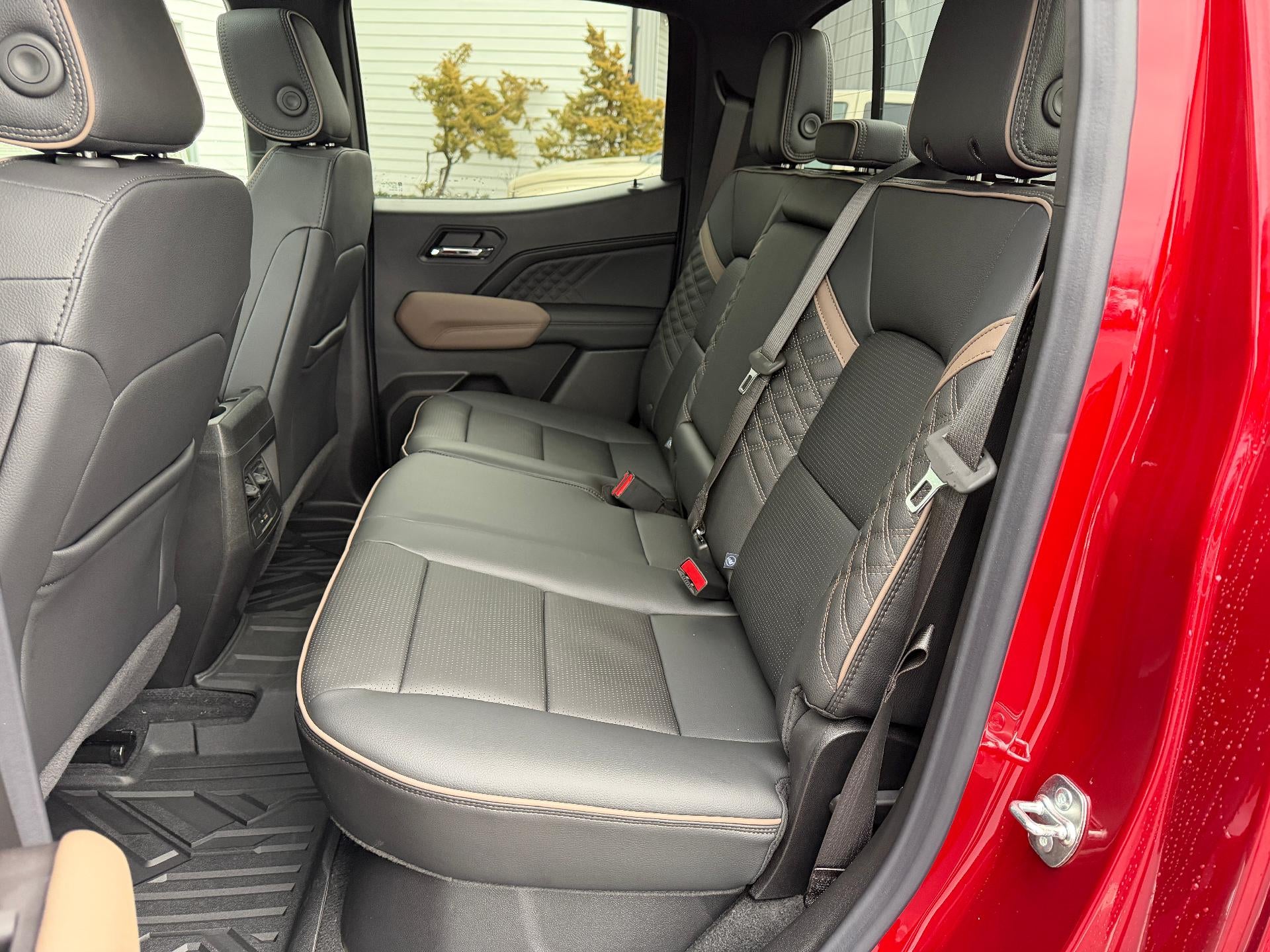 2026 GMC Canyon Crew Cab Short Box 4-Wheel Drive Denali