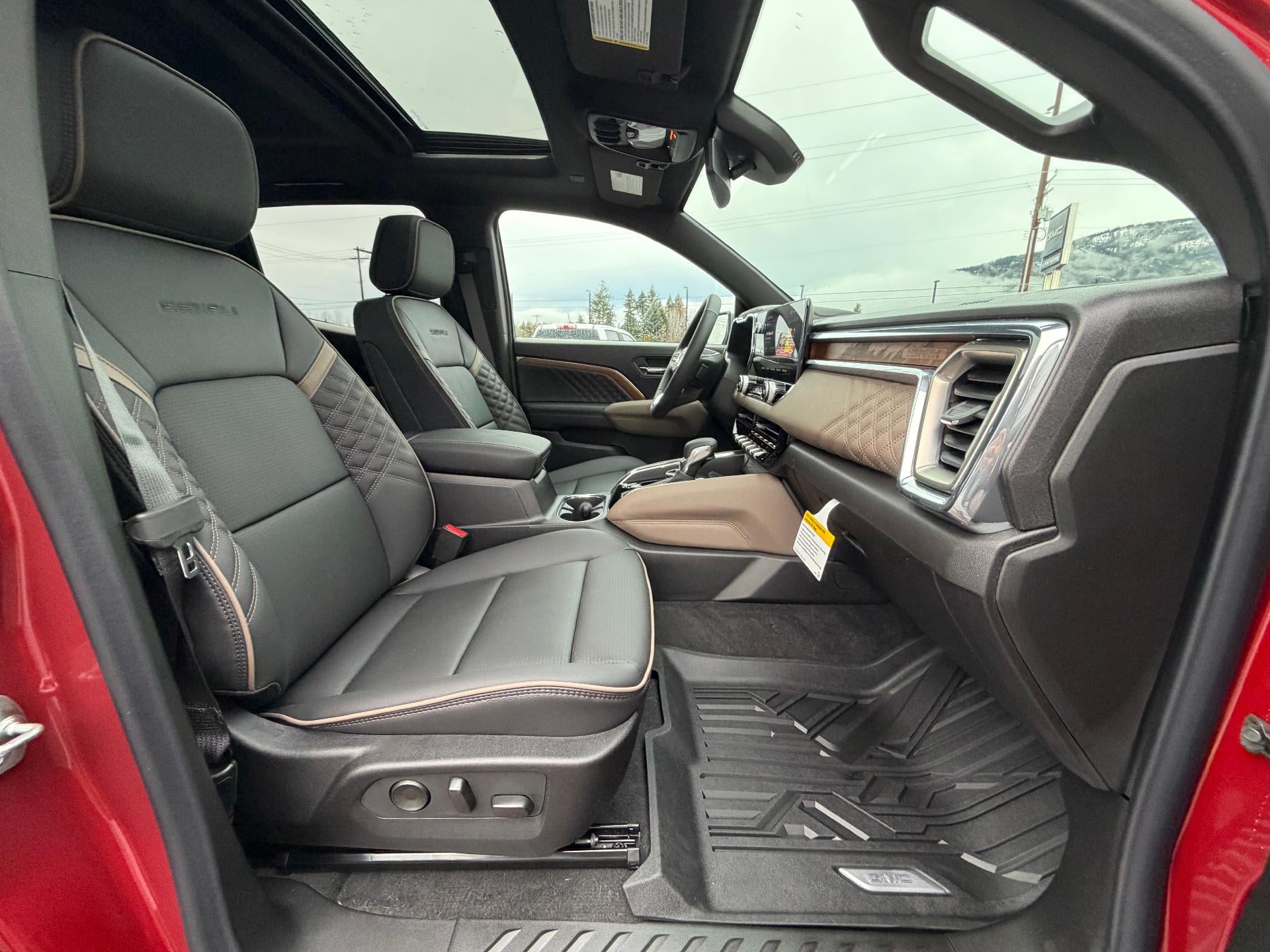 2026 GMC Canyon Crew Cab Short Box 4-Wheel Drive Denali