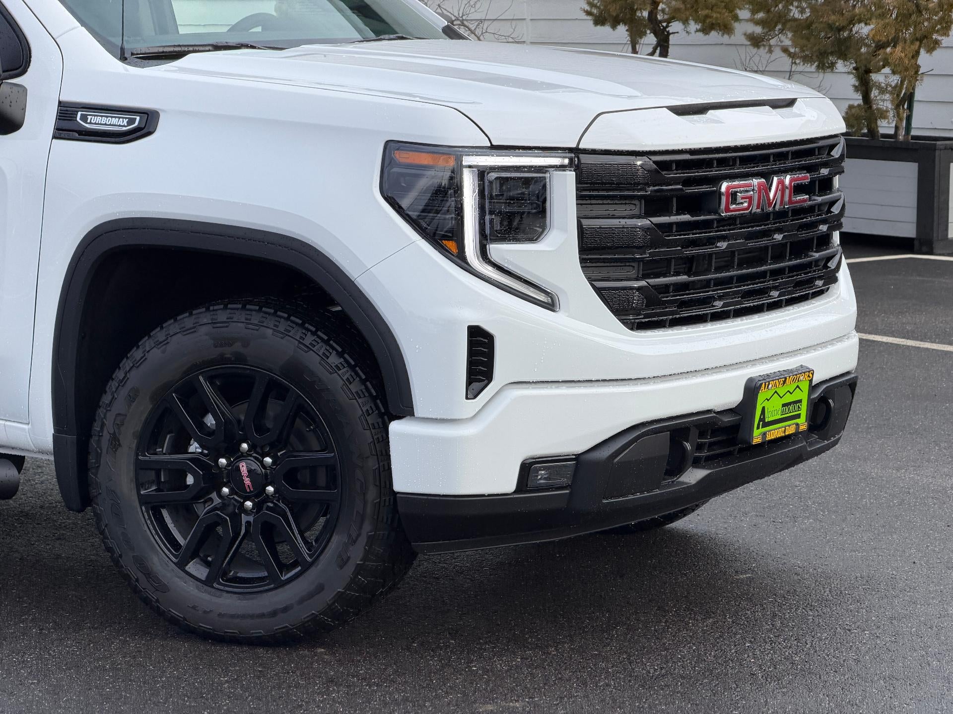 2026 GMC Sierra 1500 Double Cab Standard Box 4-Wheel Drive Elevation 3SB