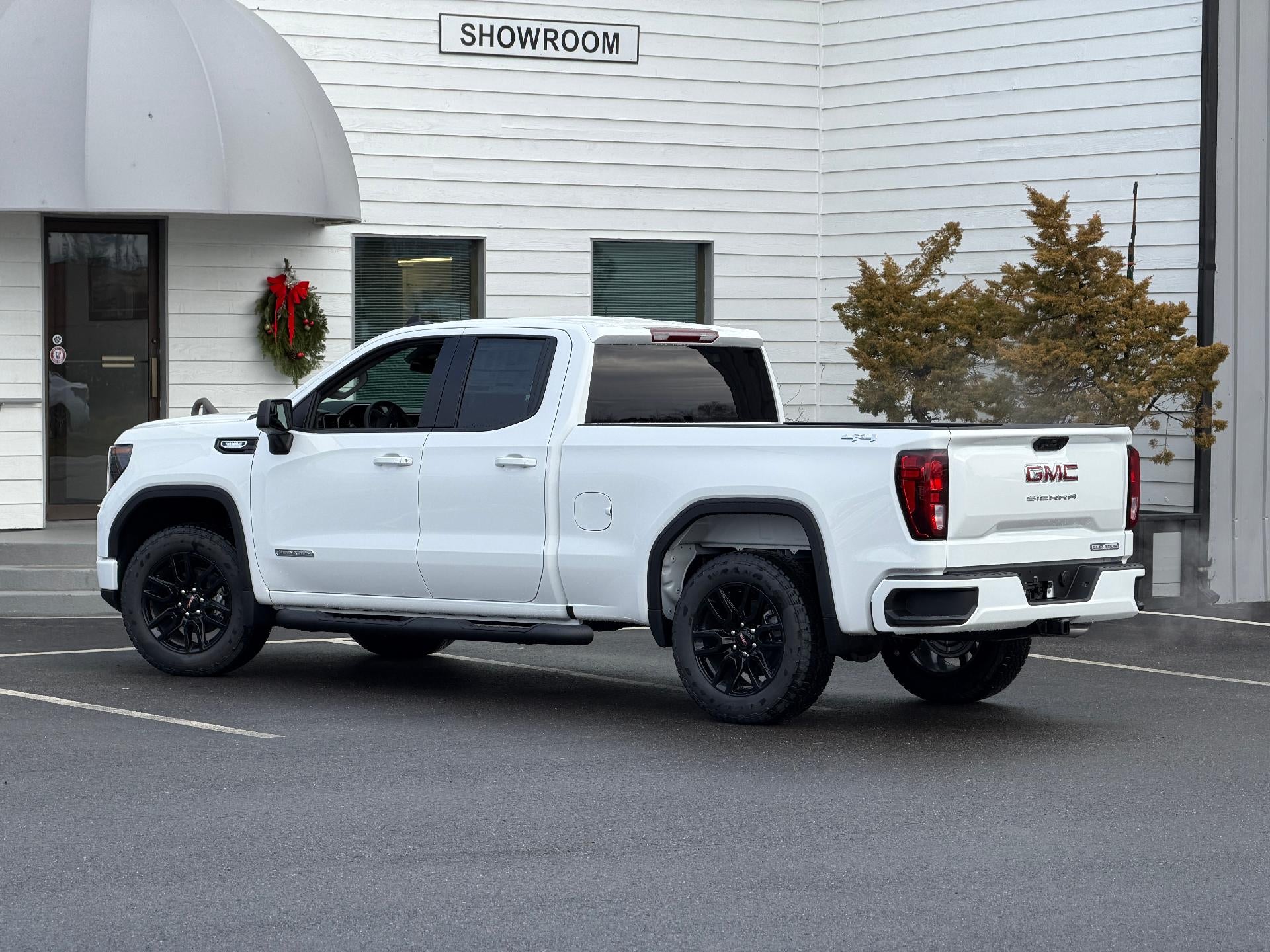 2026 GMC Sierra 1500 Double Cab Standard Box 4-Wheel Drive Elevation 3SB