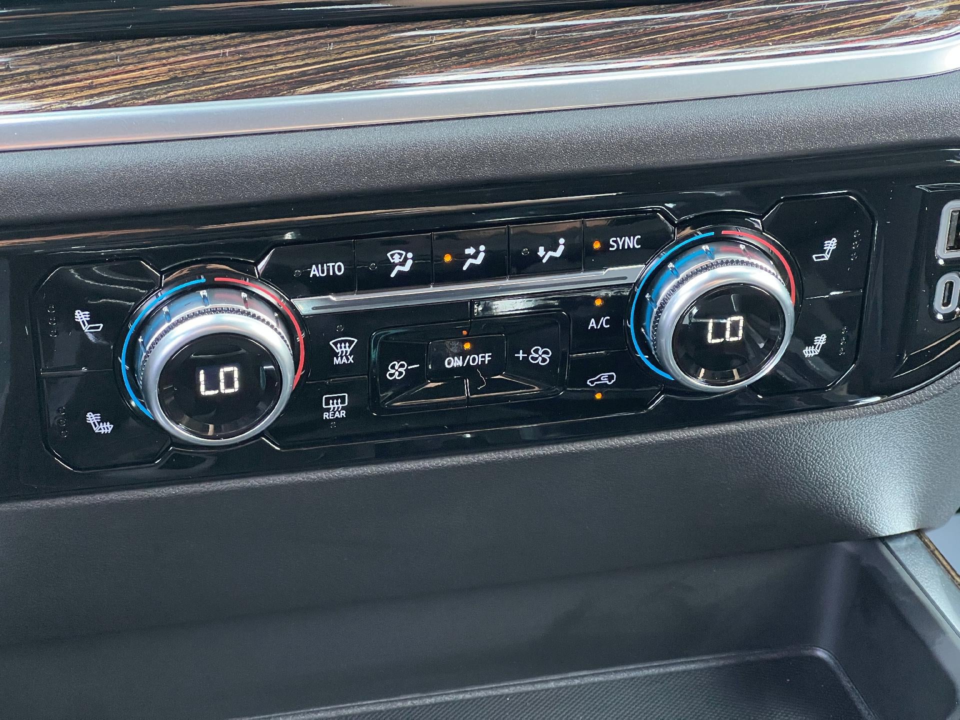 2026 GMC Sierra 1500 Crew Cab Standard Box 4-Wheel Drive Elevation