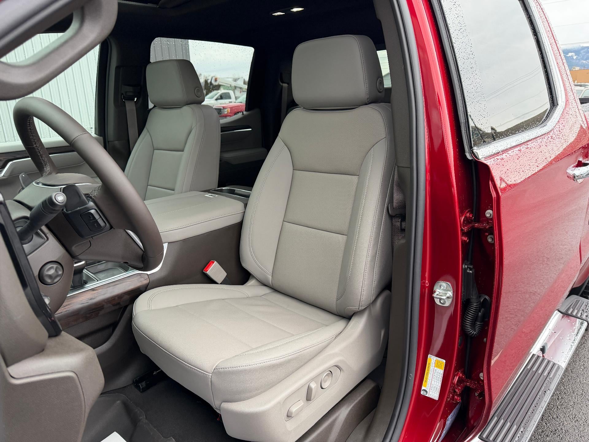 2026 GMC Sierra 1500 Crew Cab Standard Box 4-Wheel Drive SLT