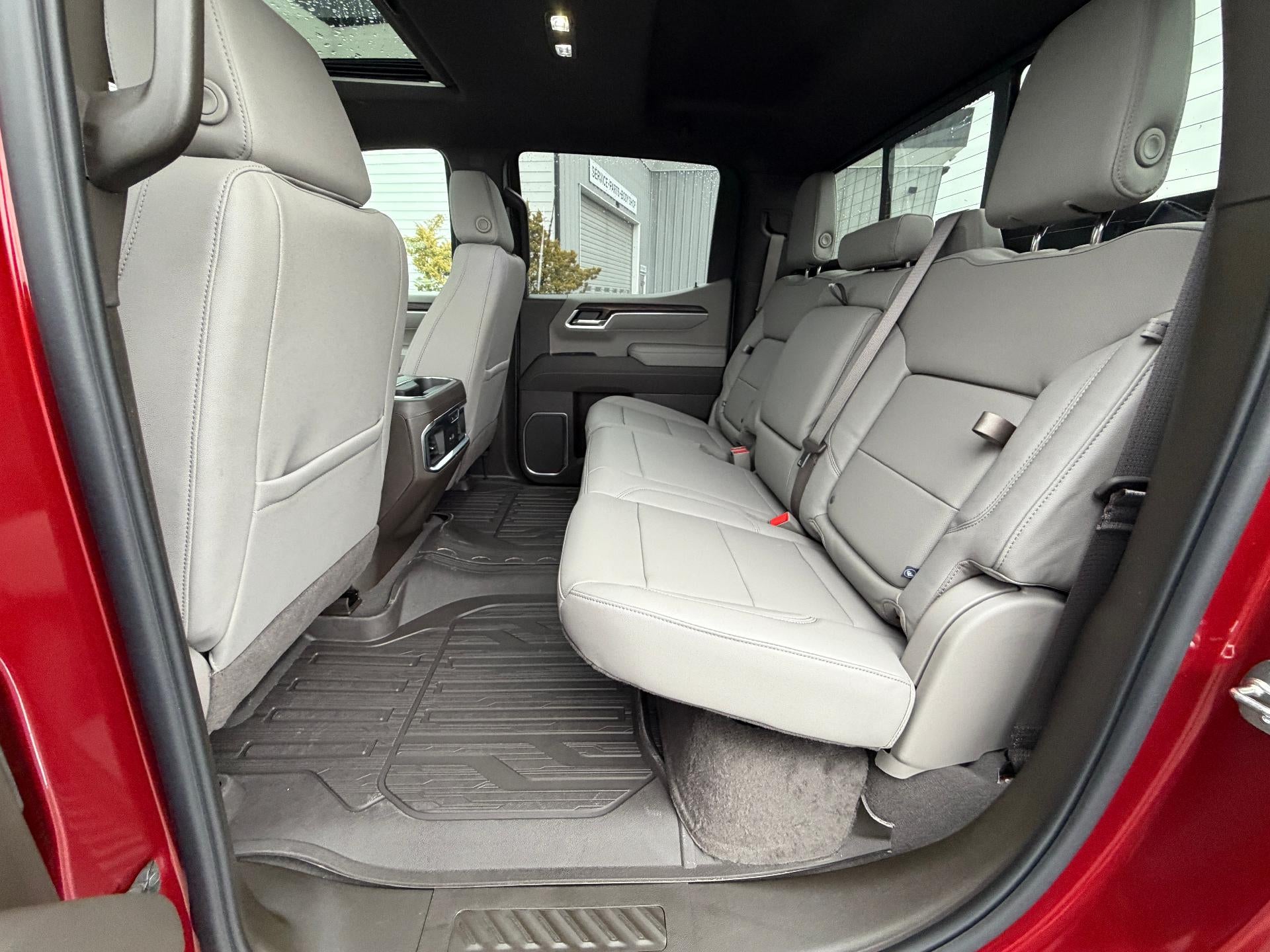 2026 GMC Sierra 1500 Crew Cab Standard Box 4-Wheel Drive SLT