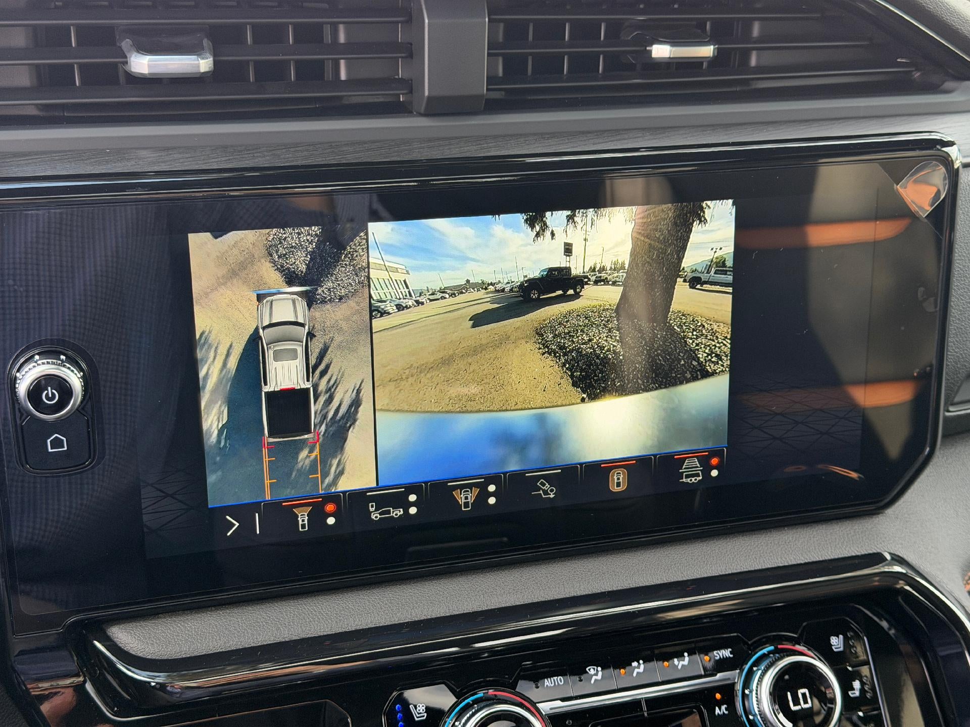 2026 GMC Sierra 1500 Crew Cab Short Box 4-Wheel Drive AT4 Premium Pkg, Technology Pkg