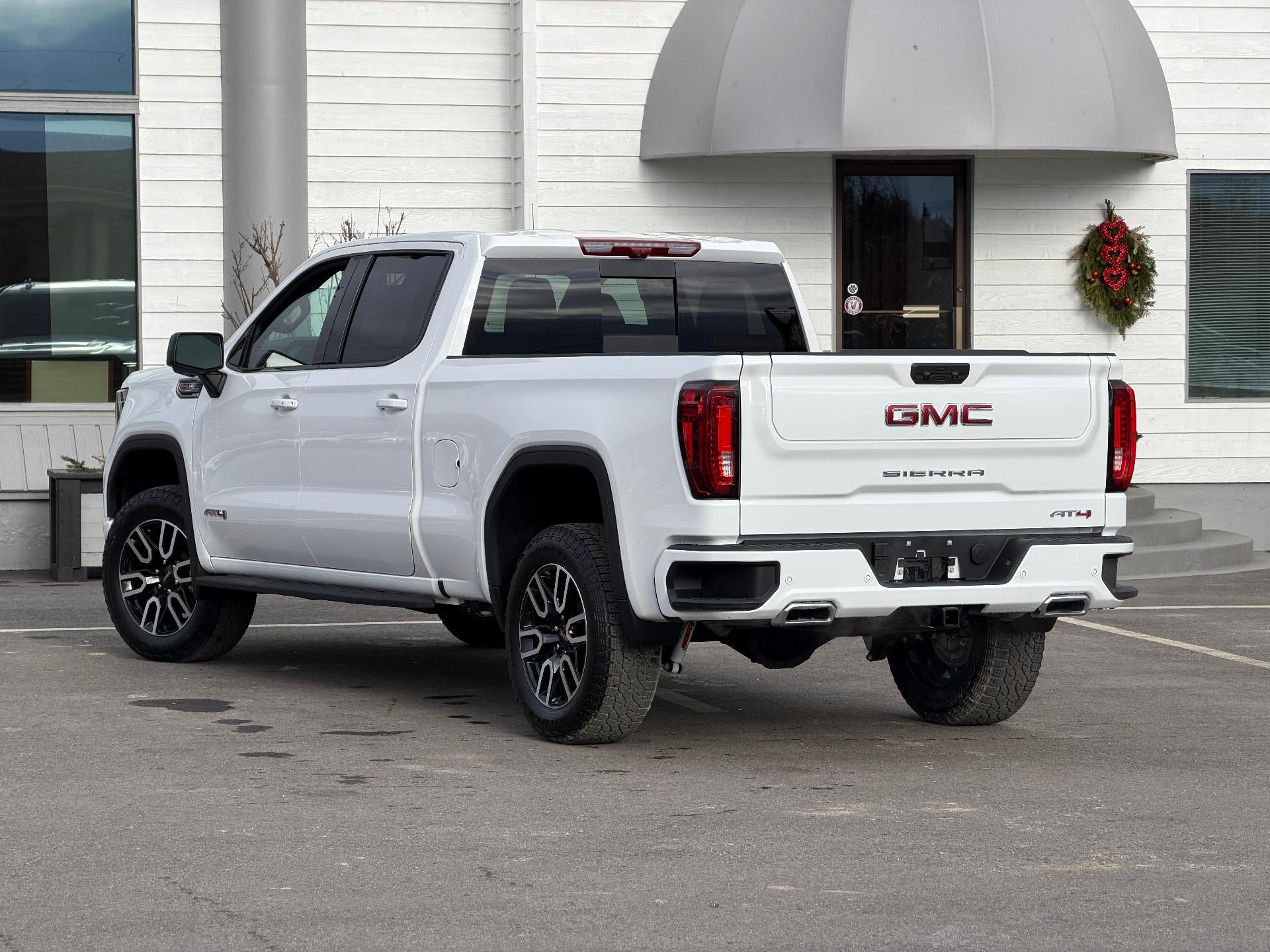 2026 GMC Sierra 1500 Crew Cab Standard Box 4-Wheel Drive AT4