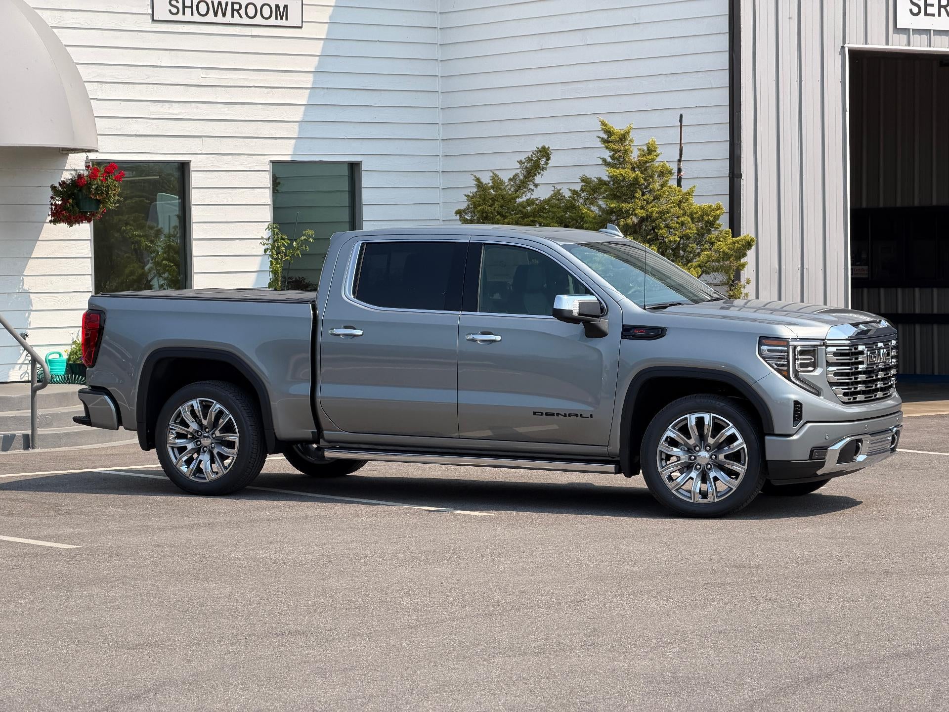 2026 GMC Sierra 1500 Crew Cab Short Box 4-Wheel Drive Denali