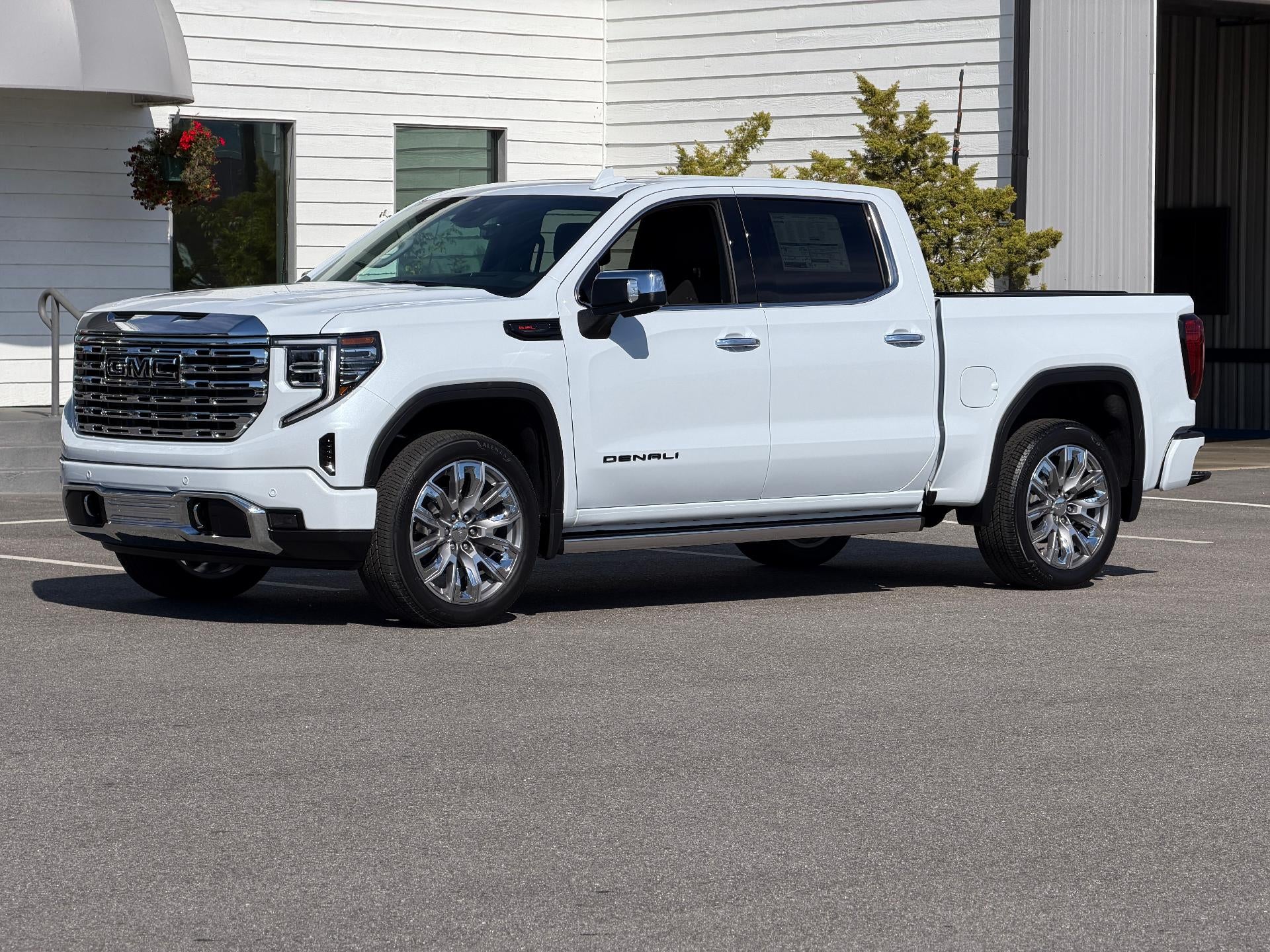 2026 GMC Sierra 1500 Crew Cab Short Box 4-Wheel Drive Denali Reserve Super Cruise