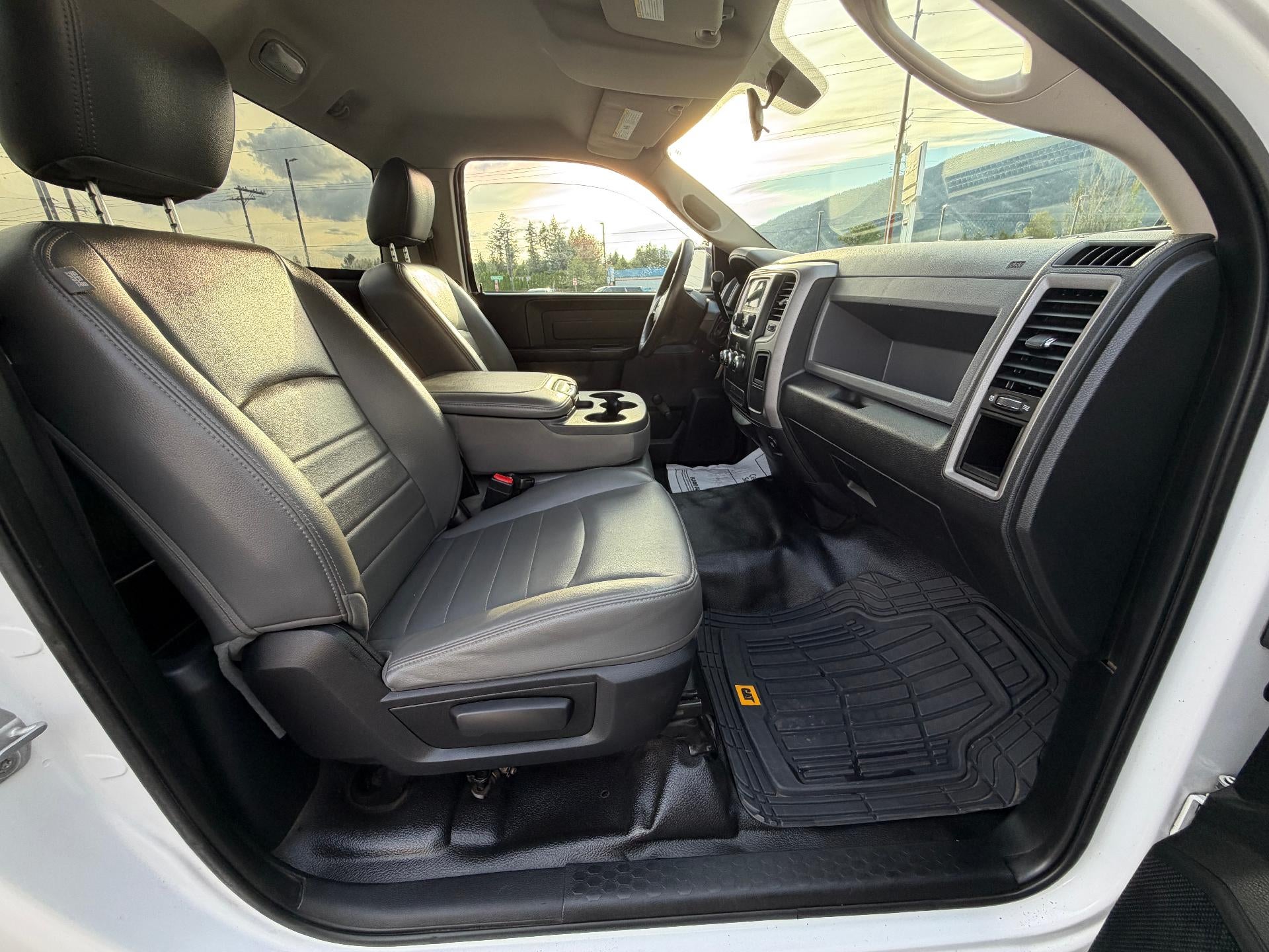 2015 RAM 1500 ST
