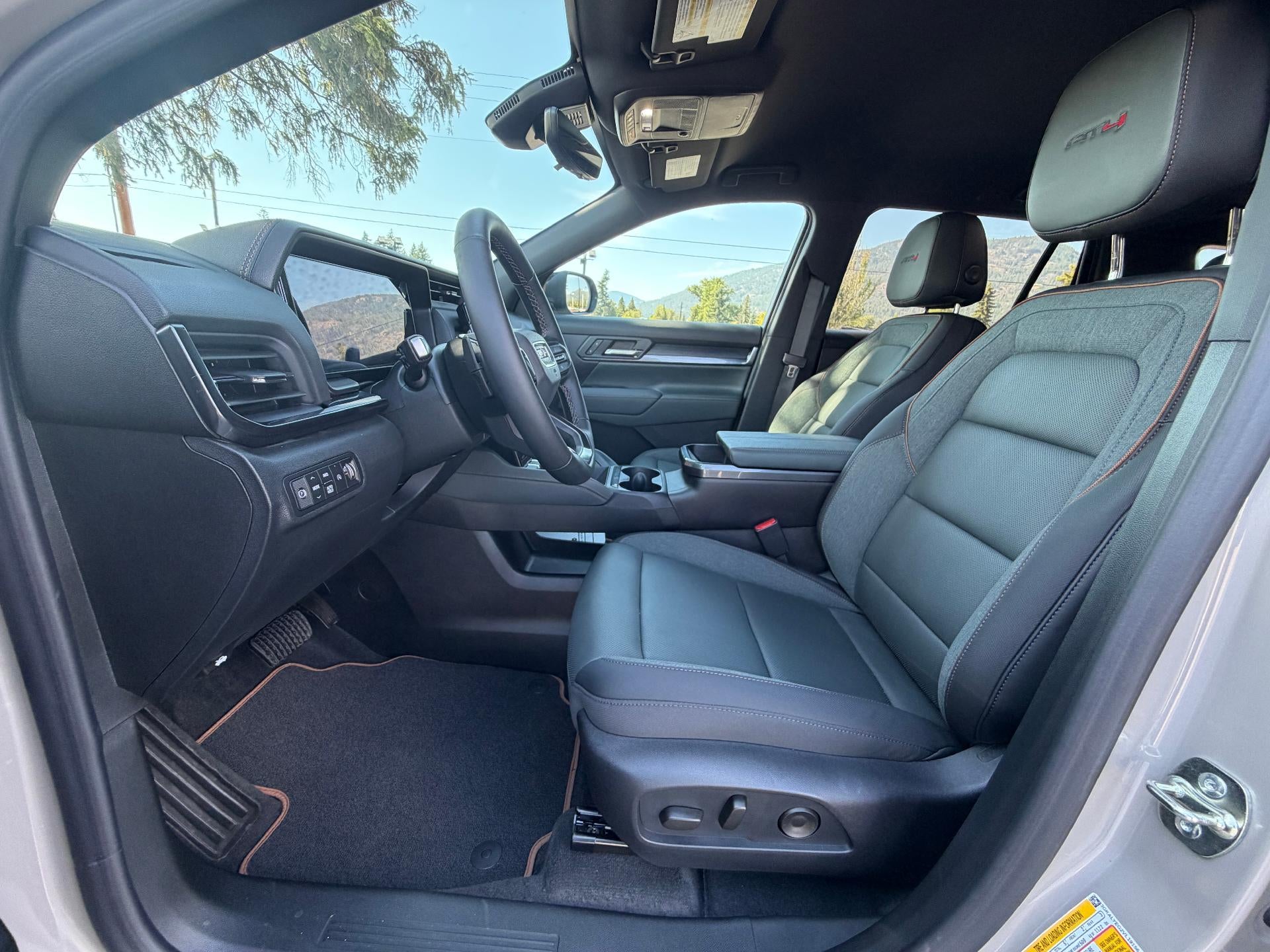 2027 GMC Terrain AWD 4dr AT4