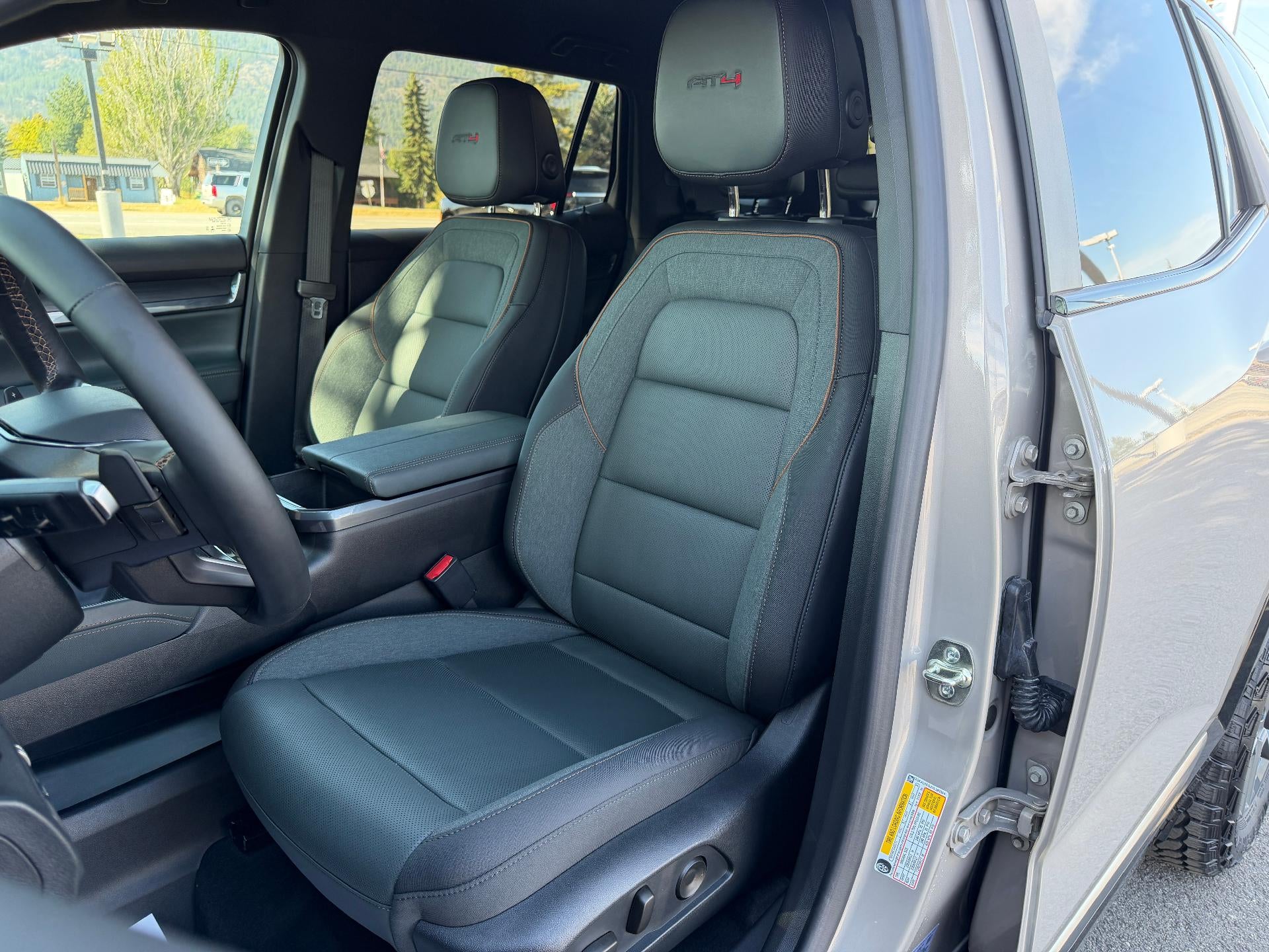 2027 GMC Terrain AWD 4dr AT4