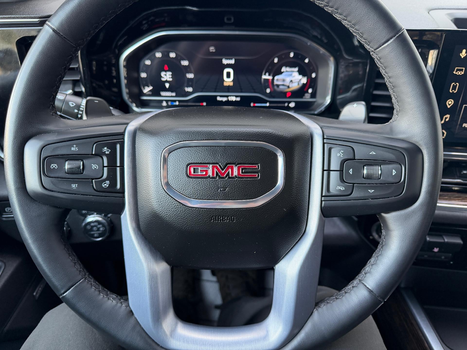 2023 GMC Sierra 1500 ELEVATION