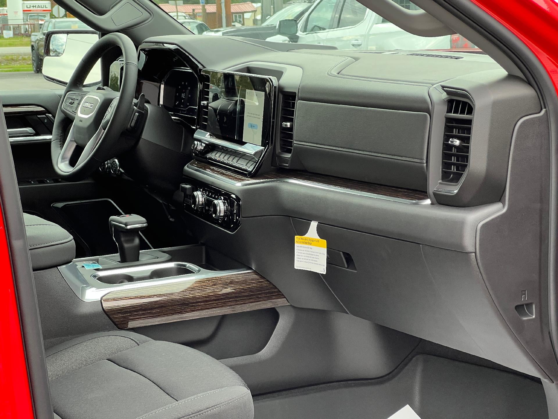 2025 GMC Sierra 1500 Crew Cab Short Box 4-Wheel Drive Elevation 3SB