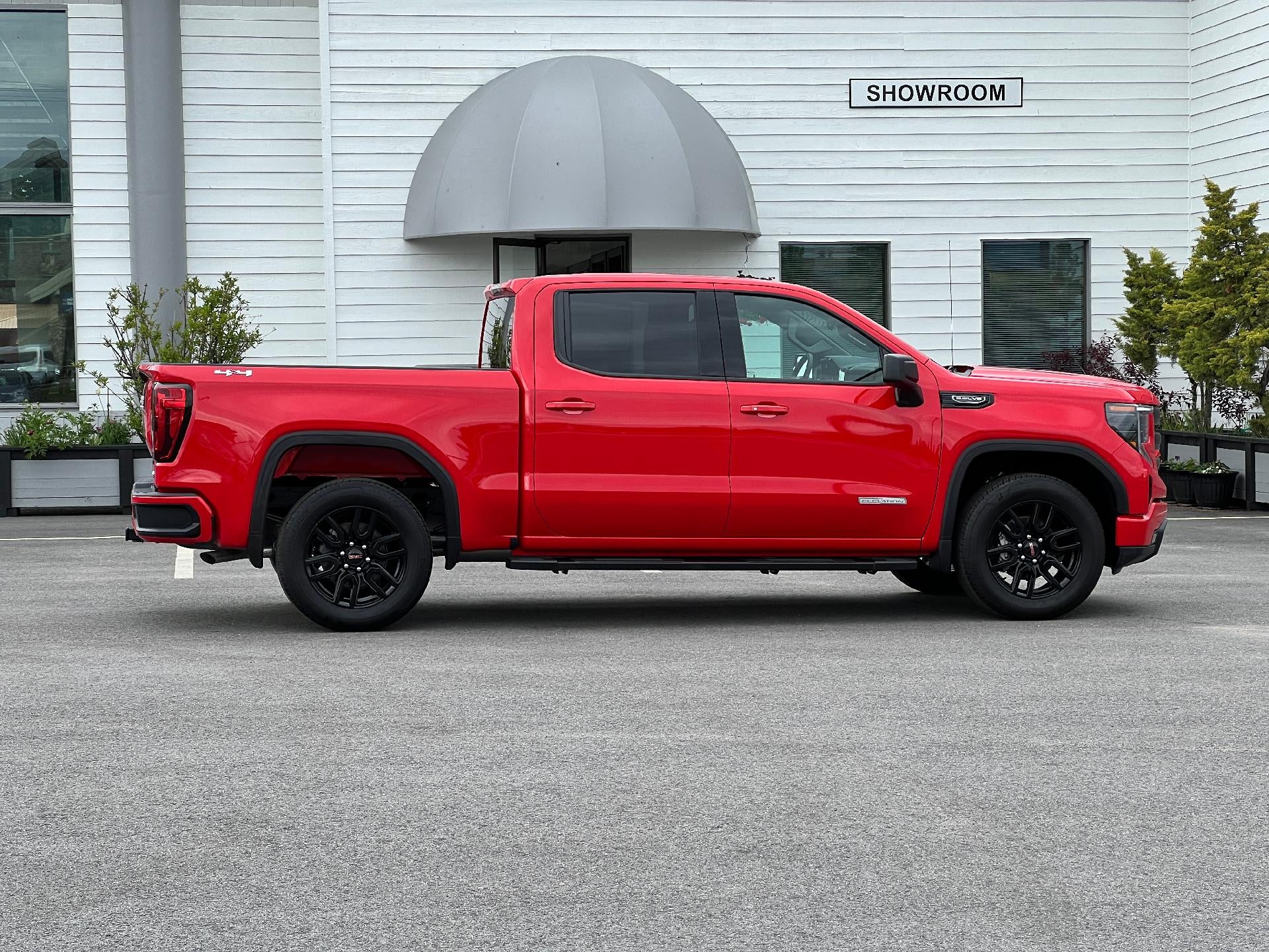 2025 GMC Sierra 1500 Crew Cab Short Box 4-Wheel Drive Elevation 3SB