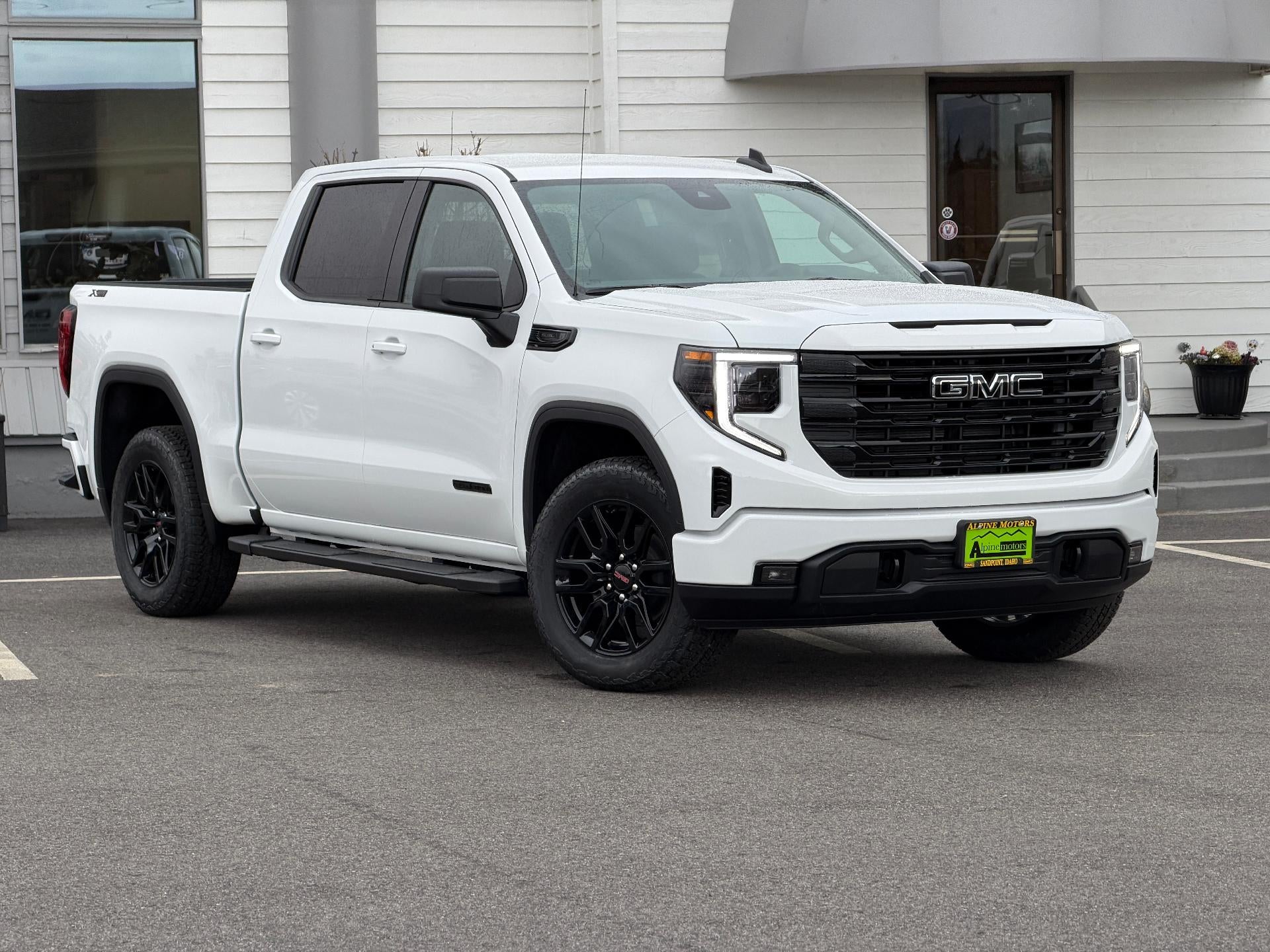 2026 GMC Sierra 1500 Crew Cab Short Box 4-Wheel Drive Elevation 3SB