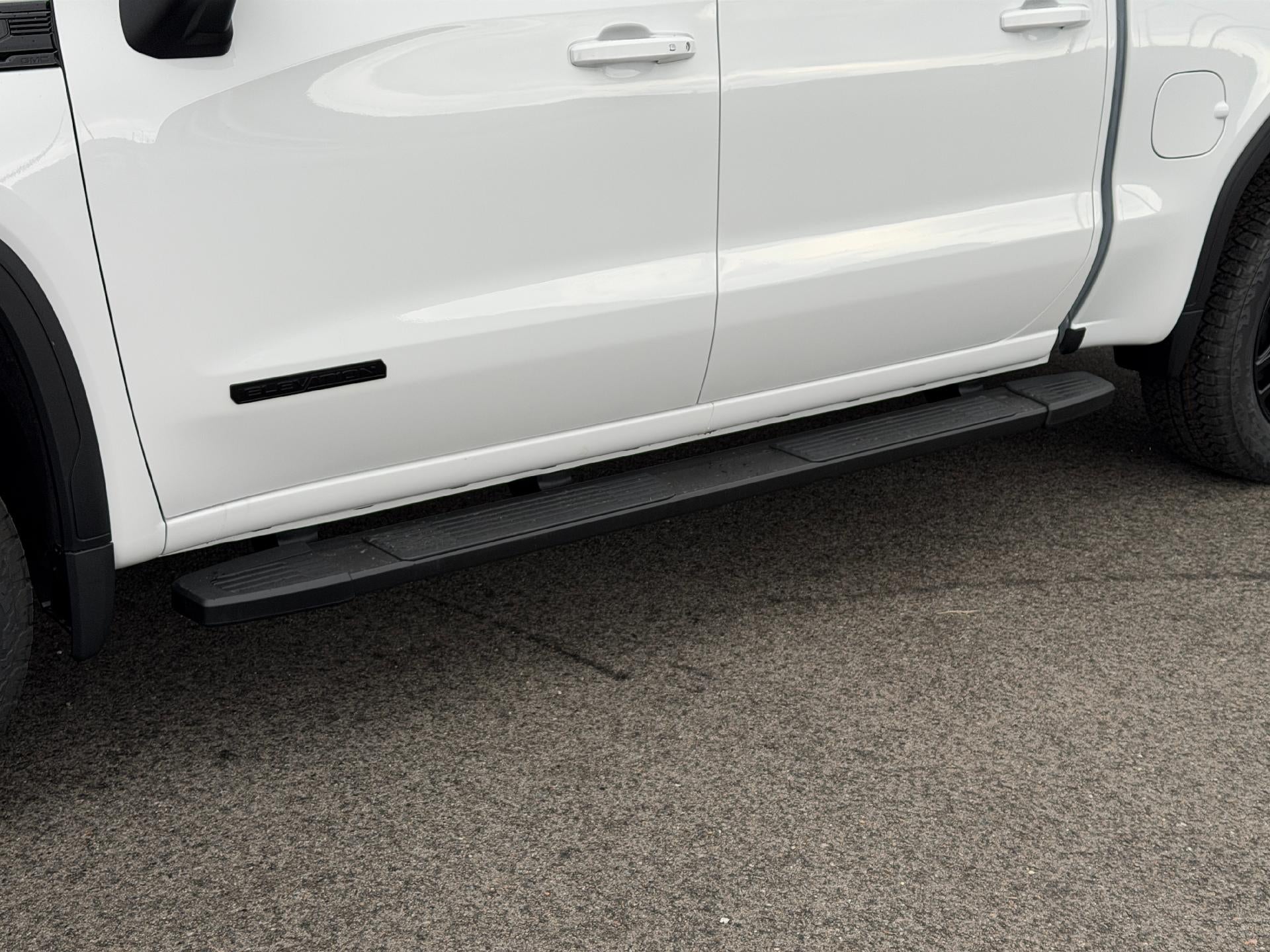 2026 GMC Sierra 1500 Crew Cab Short Box 4-Wheel Drive Elevation 3SB