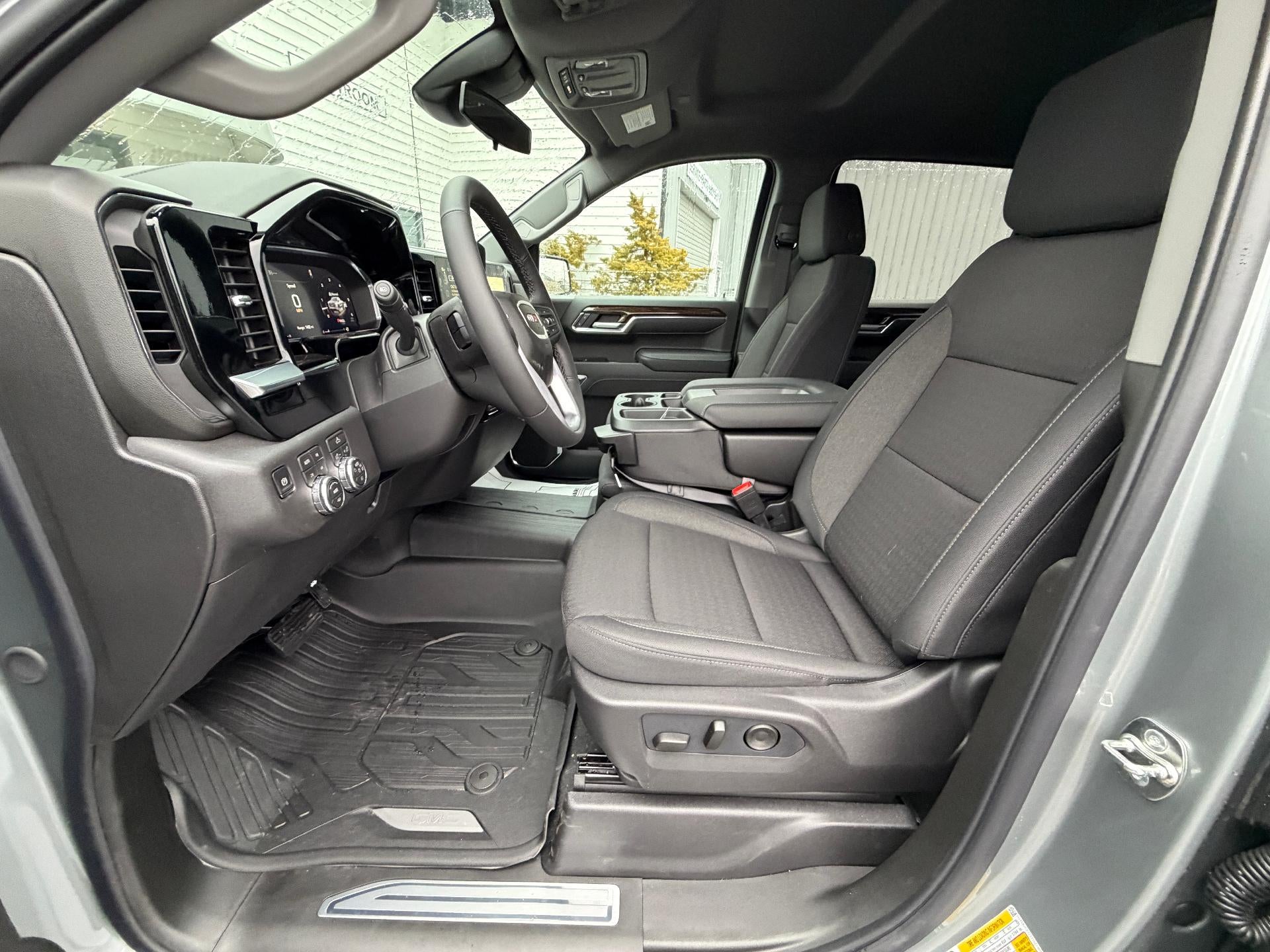 2026 GMC Sierra 1500 Crew Cab Short Box 4-Wheel Drive Elevation 3SB