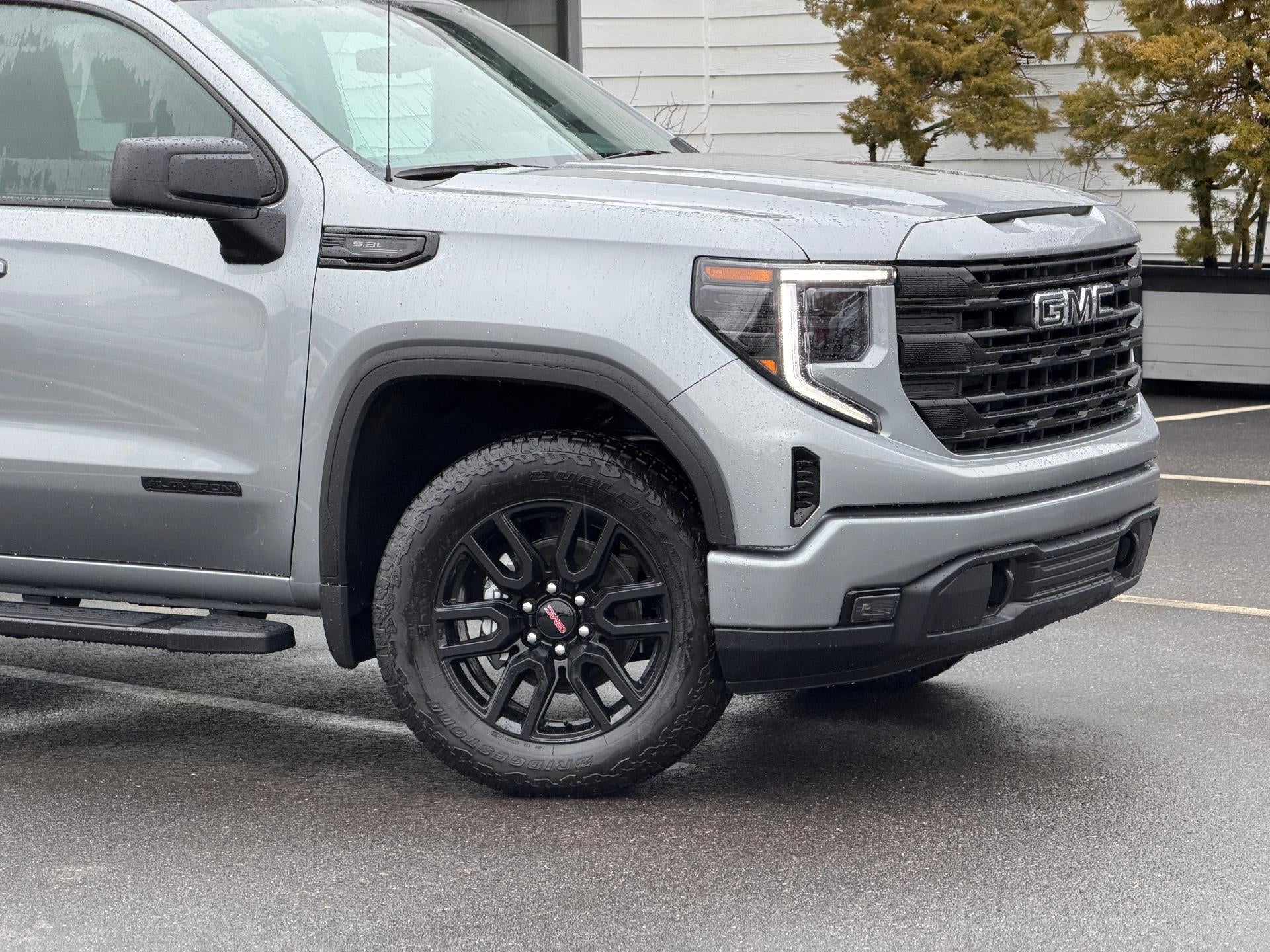 2026 GMC Sierra 1500 Crew Cab Short Box 4-Wheel Drive Elevation 3SB