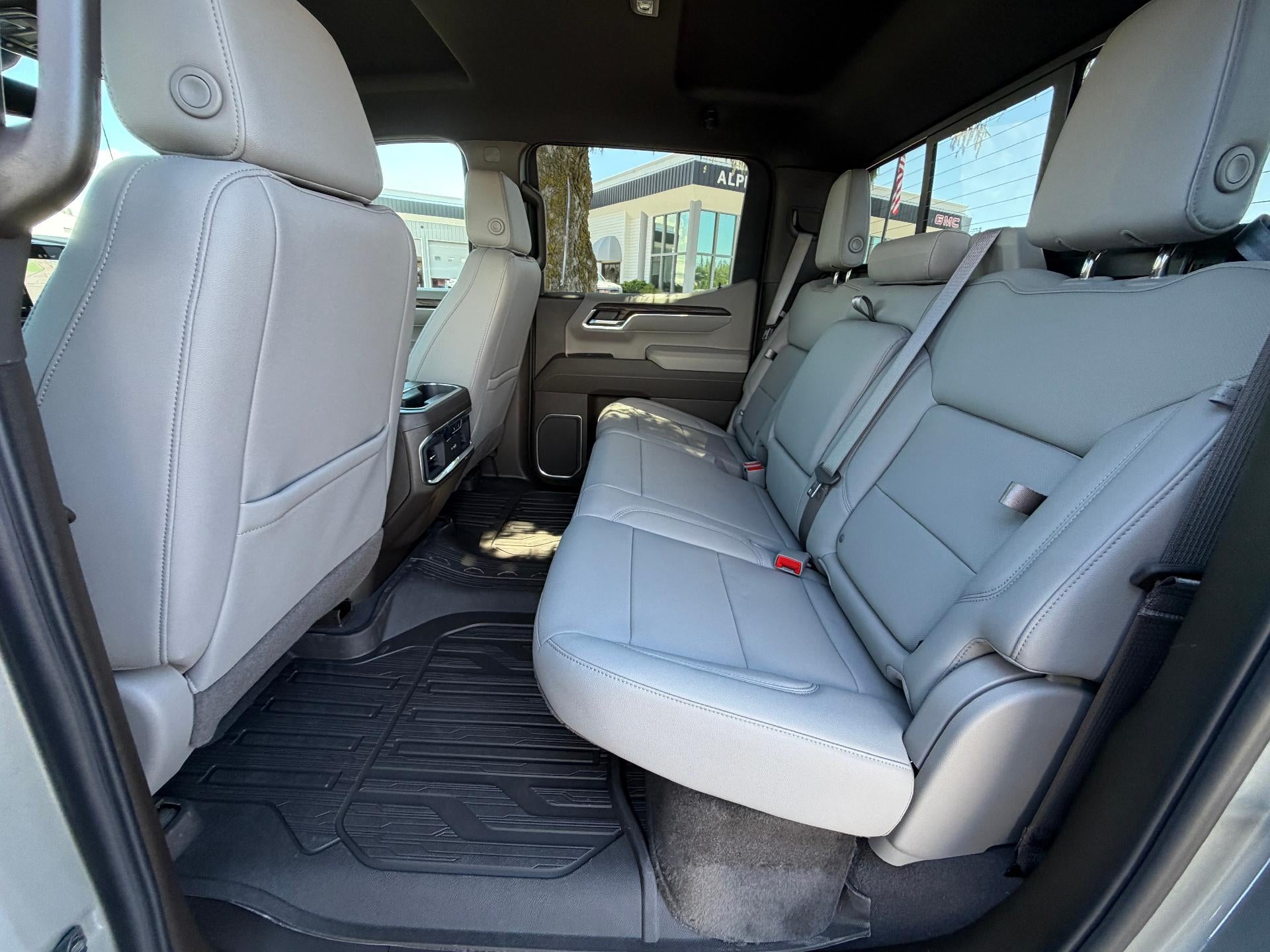 2026 GMC Sierra 1500 Crew Cab Standard Box 4-Wheel Drive SLT