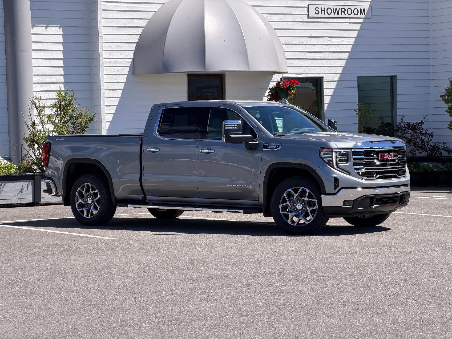 2026 GMC Sierra 1500 Crew Cab Standard Box 4-Wheel Drive SLT