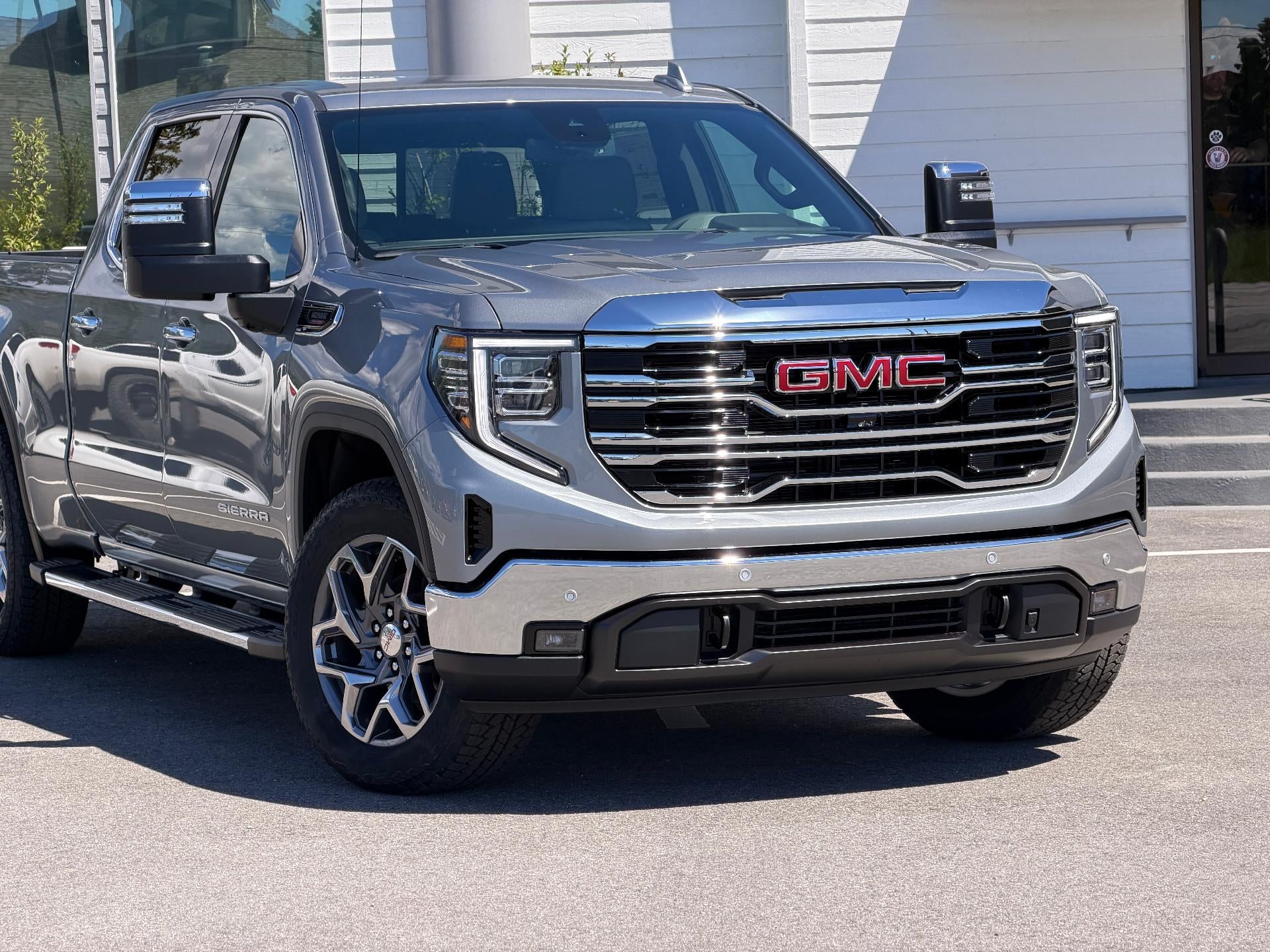 2026 GMC Sierra 1500 Crew Cab Standard Box 4-Wheel Drive SLT