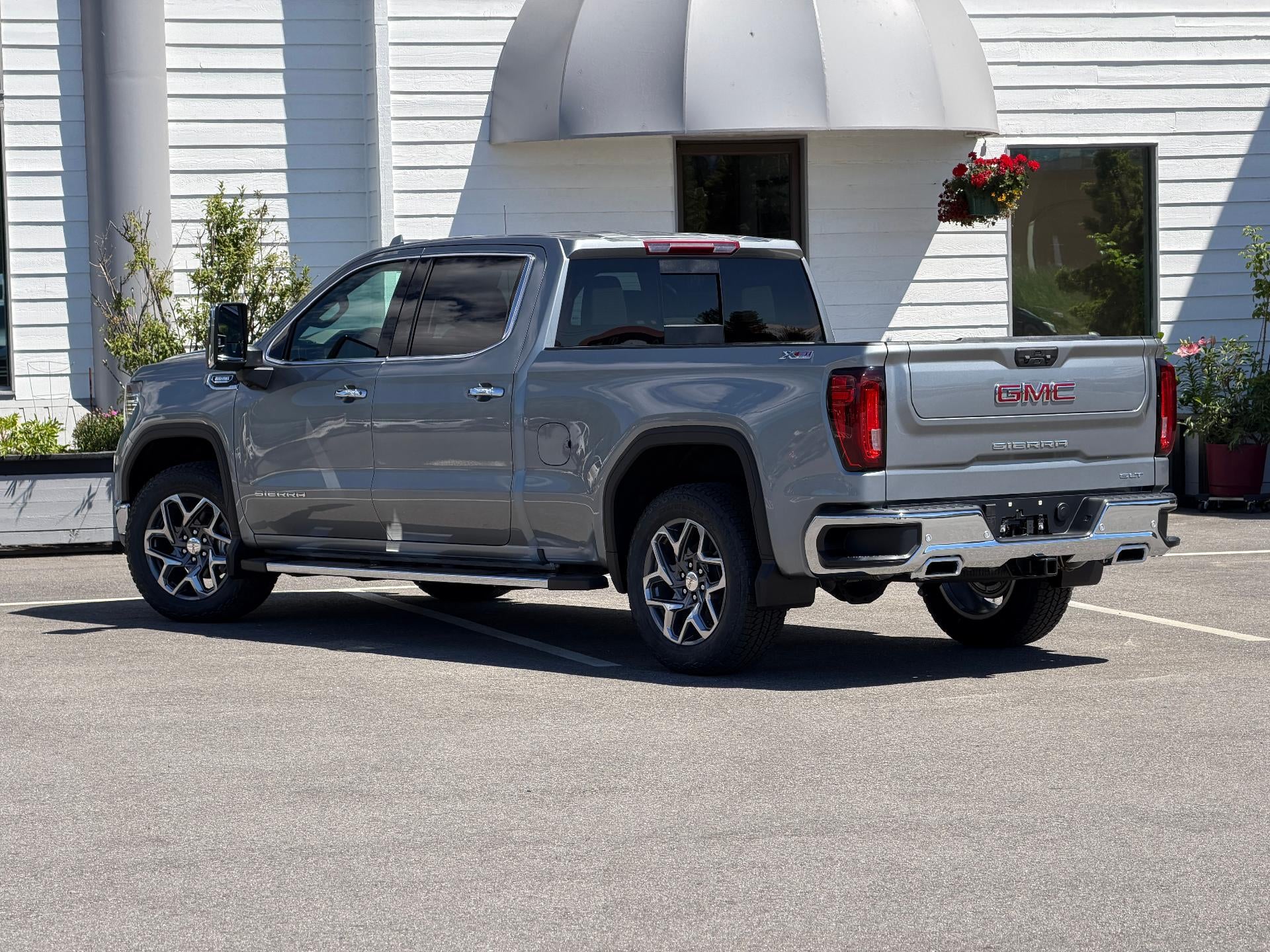 2026 GMC Sierra 1500 Crew Cab Standard Box 4-Wheel Drive SLT