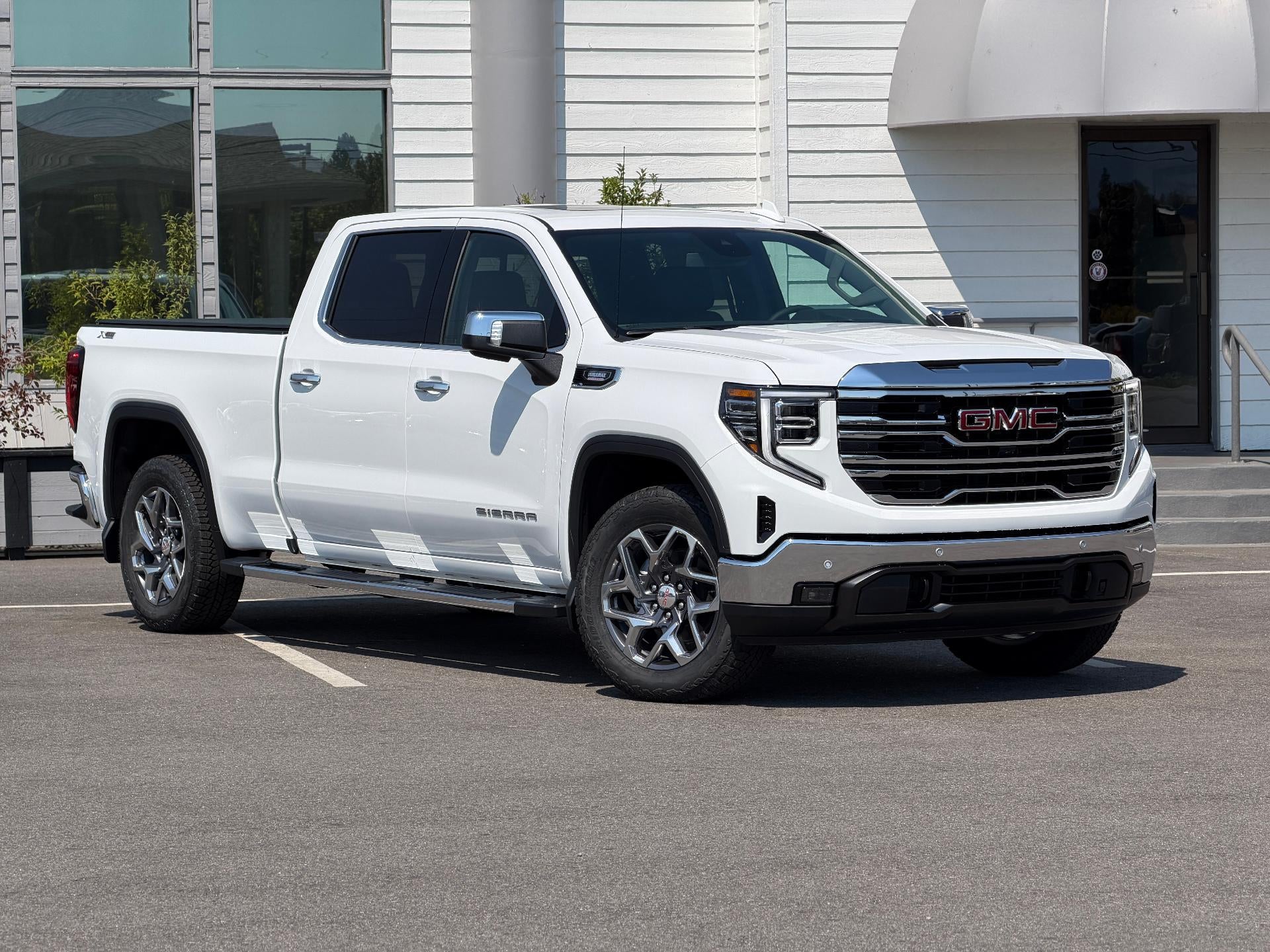 2026 GMC Sierra 1500 Crew Cab Standard Box 4-Wheel Drive SLT