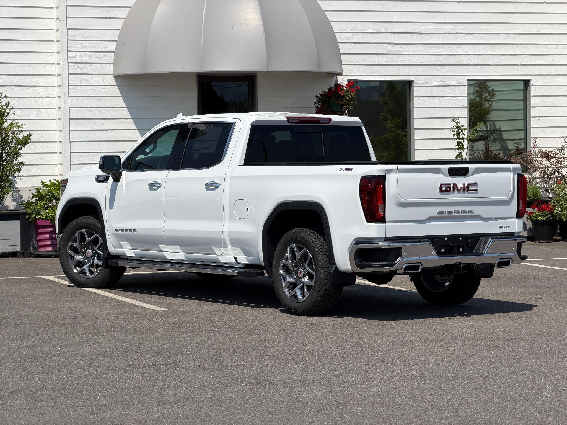 2026 GMC Sierra 1500 Crew Cab Standard Box 4-Wheel Drive SLT