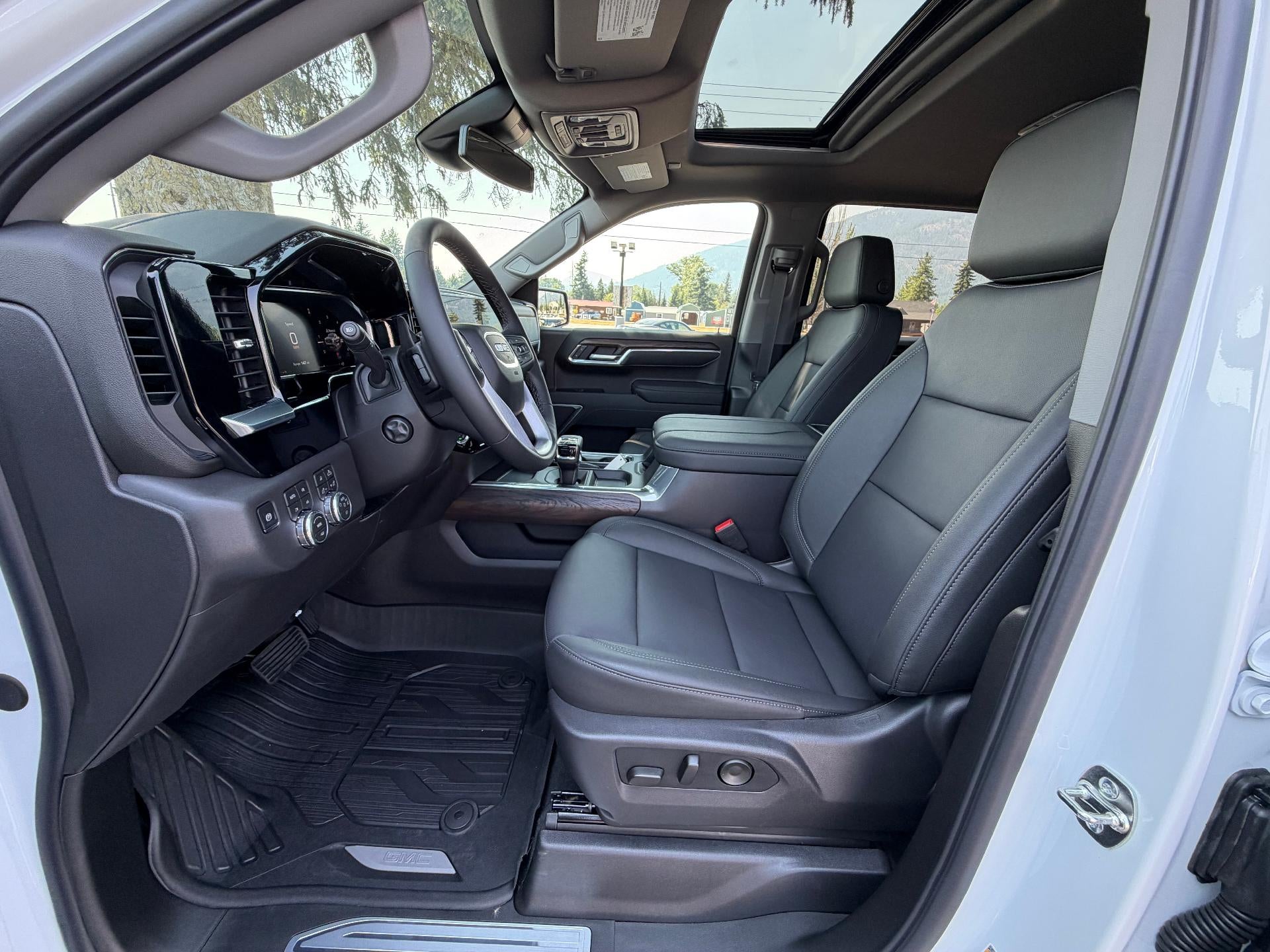 2026 GMC Sierra 1500 Crew Cab Standard Box 4-Wheel Drive SLT