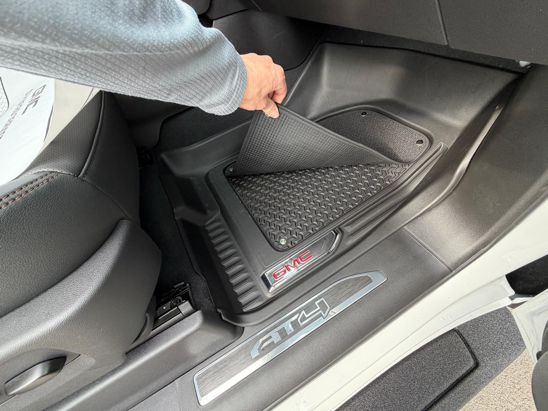 2026 GMC Sierra 1500 Crew Cab Standard Box 4-Wheel Drive AT4