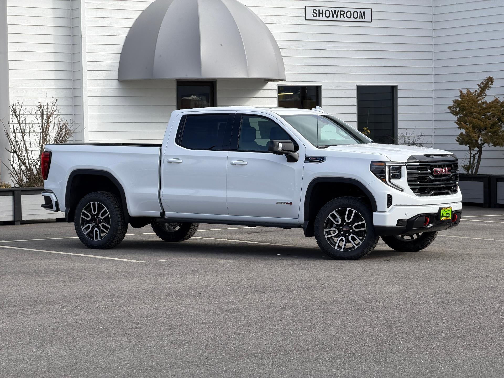 2026 GMC Sierra 1500 Crew Cab Standard Box 4-Wheel Drive AT4