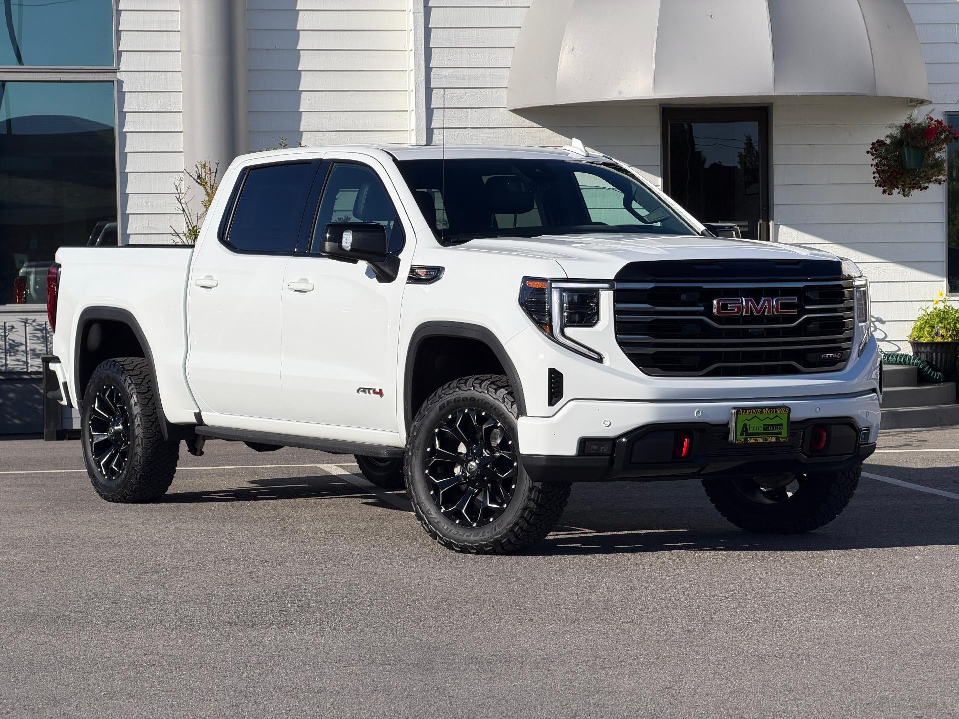 2025 GMC Sierra 1500 AT4 Premium Pkg Technology Pkg