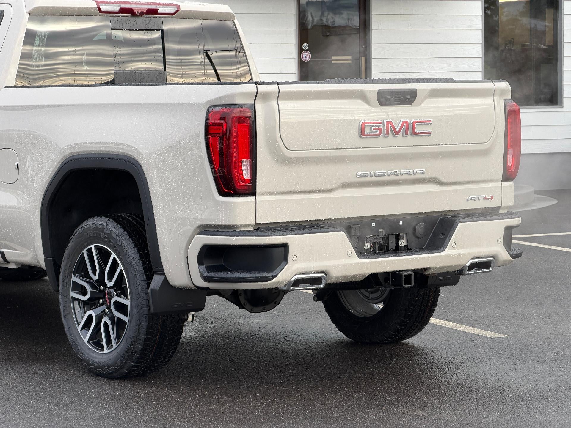 2026 GMC Sierra 1500 Crew Cab Standard Box 4-Wheel Drive AT4