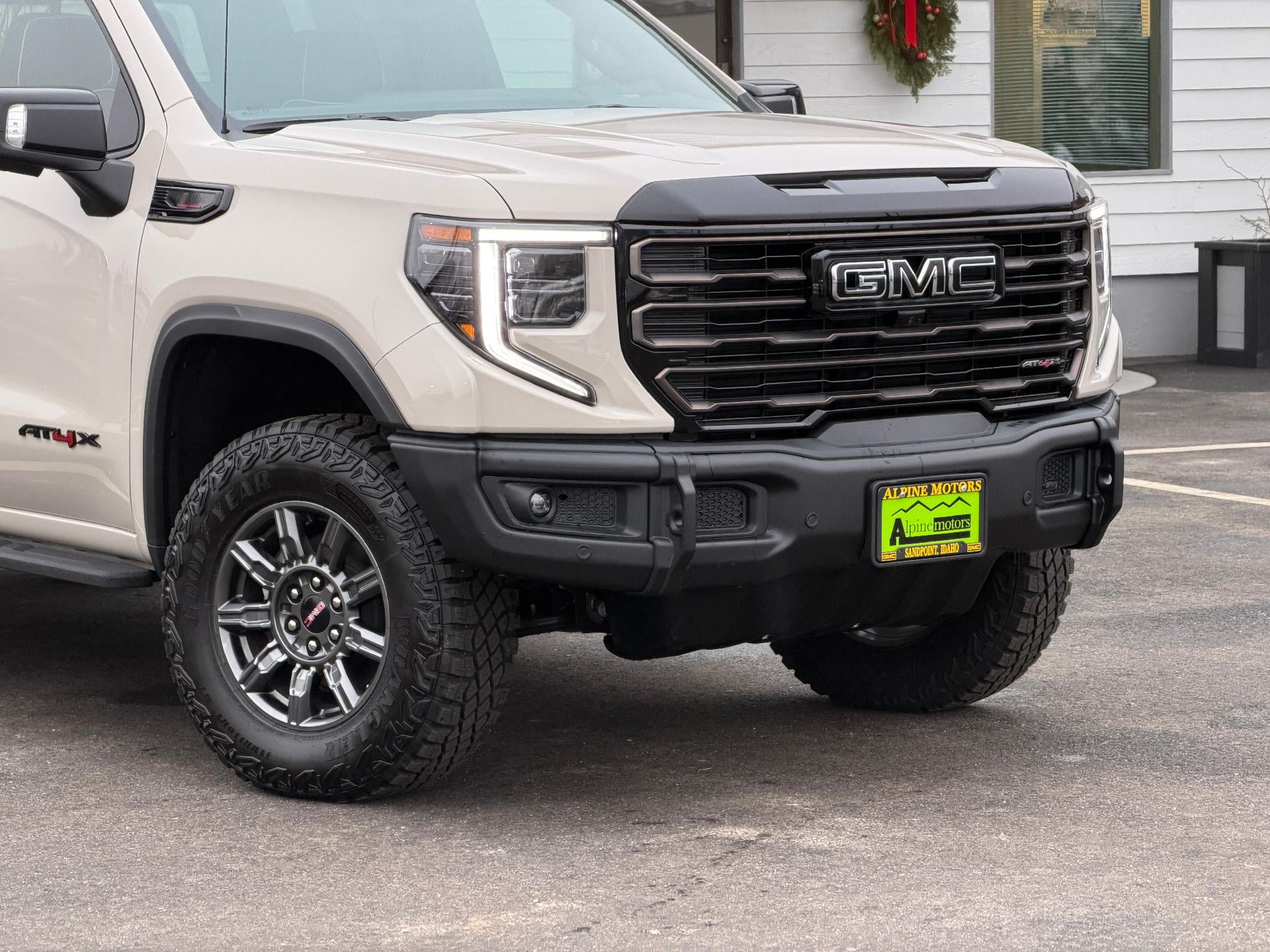 2026 GMC Sierra 1500 Crew Cab Short Box 4-Wheel Drive AT4X