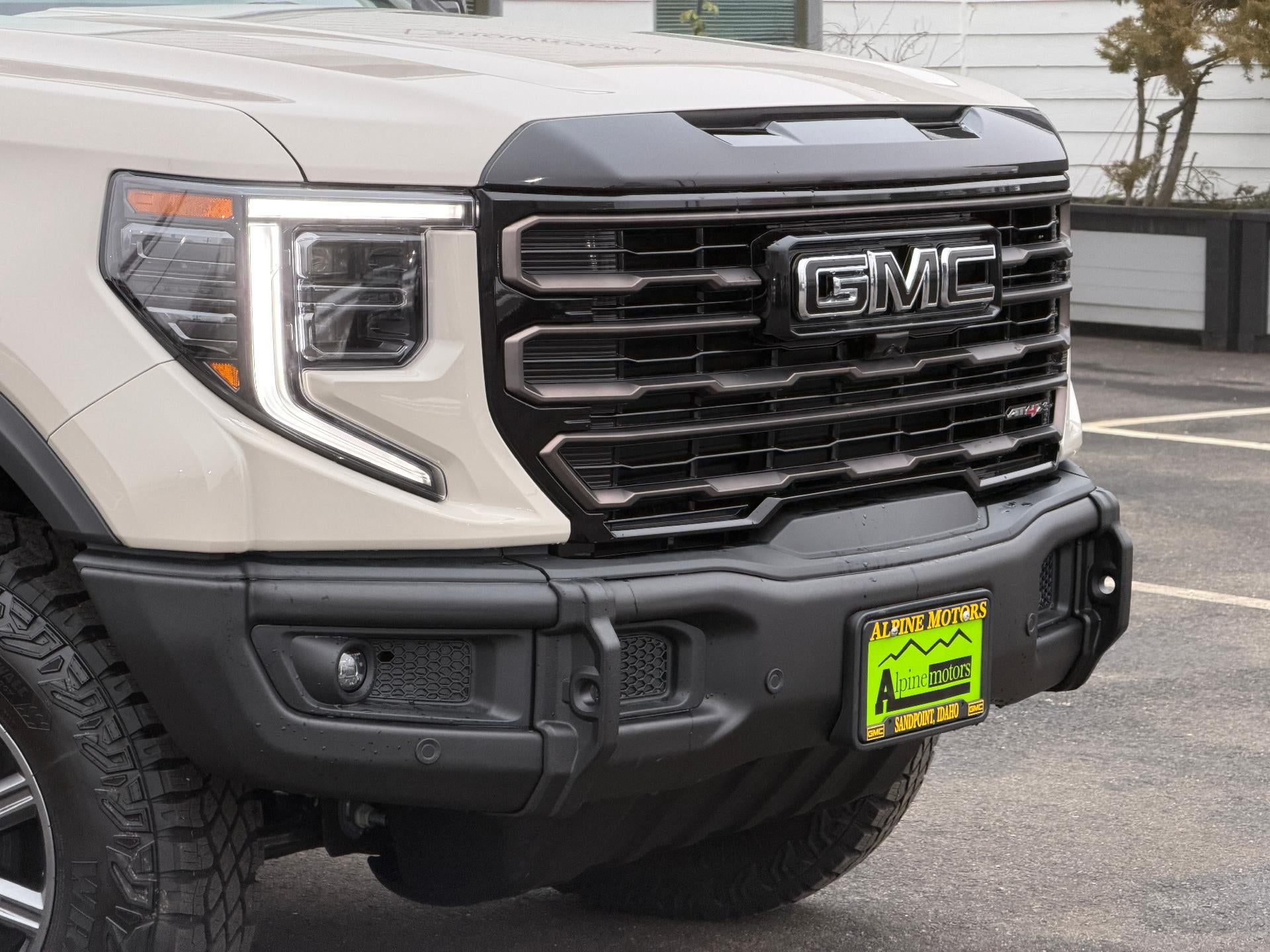 2026 GMC Sierra 1500 Crew Cab Short Box 4-Wheel Drive AT4X