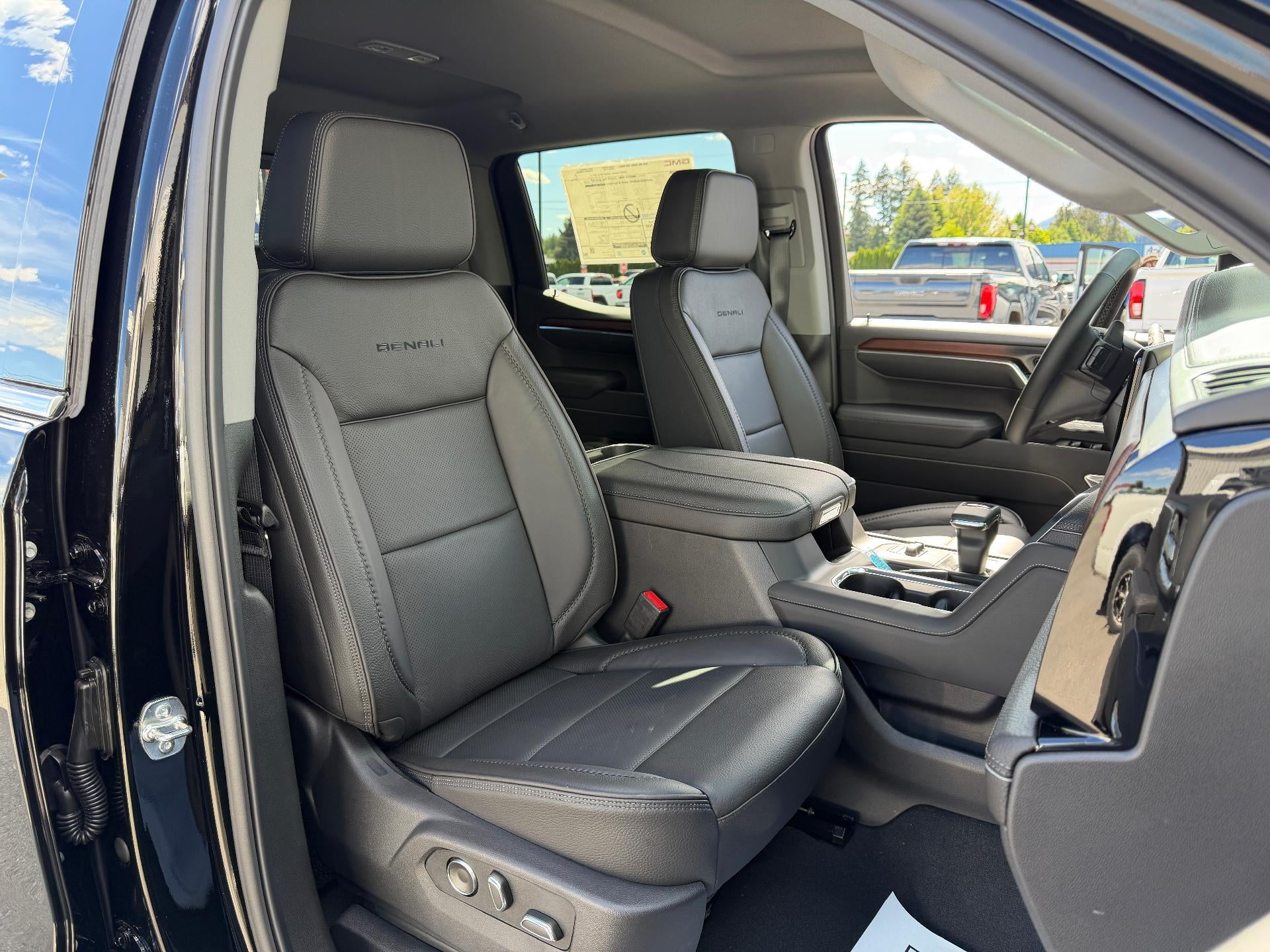 2026 GMC Sierra 1500 Crew Cab Short Box 4-Wheel Drive Denali