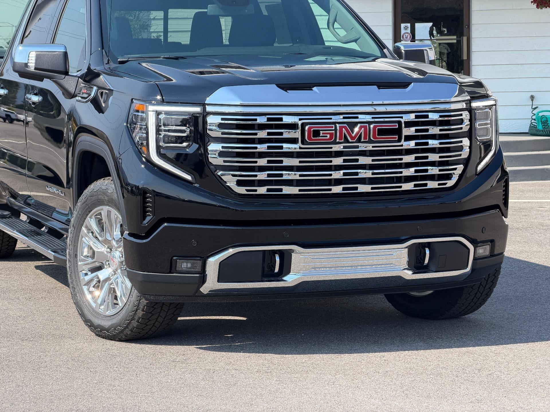 2026 GMC Sierra 1500 Crew Cab Short Box 4-Wheel Drive Denali
