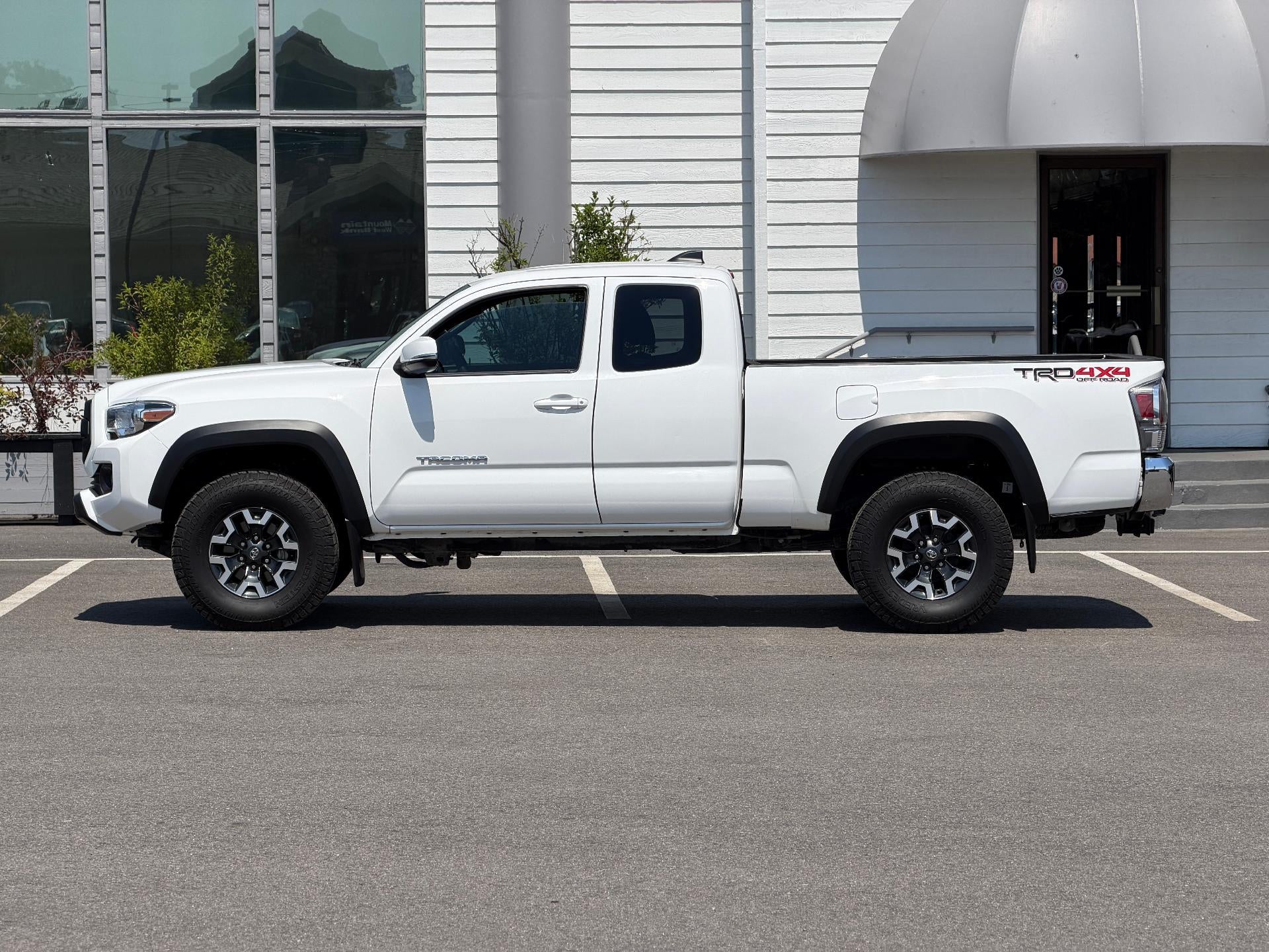 2022 Toyota Tacoma 4WD TRD-OFFROAD