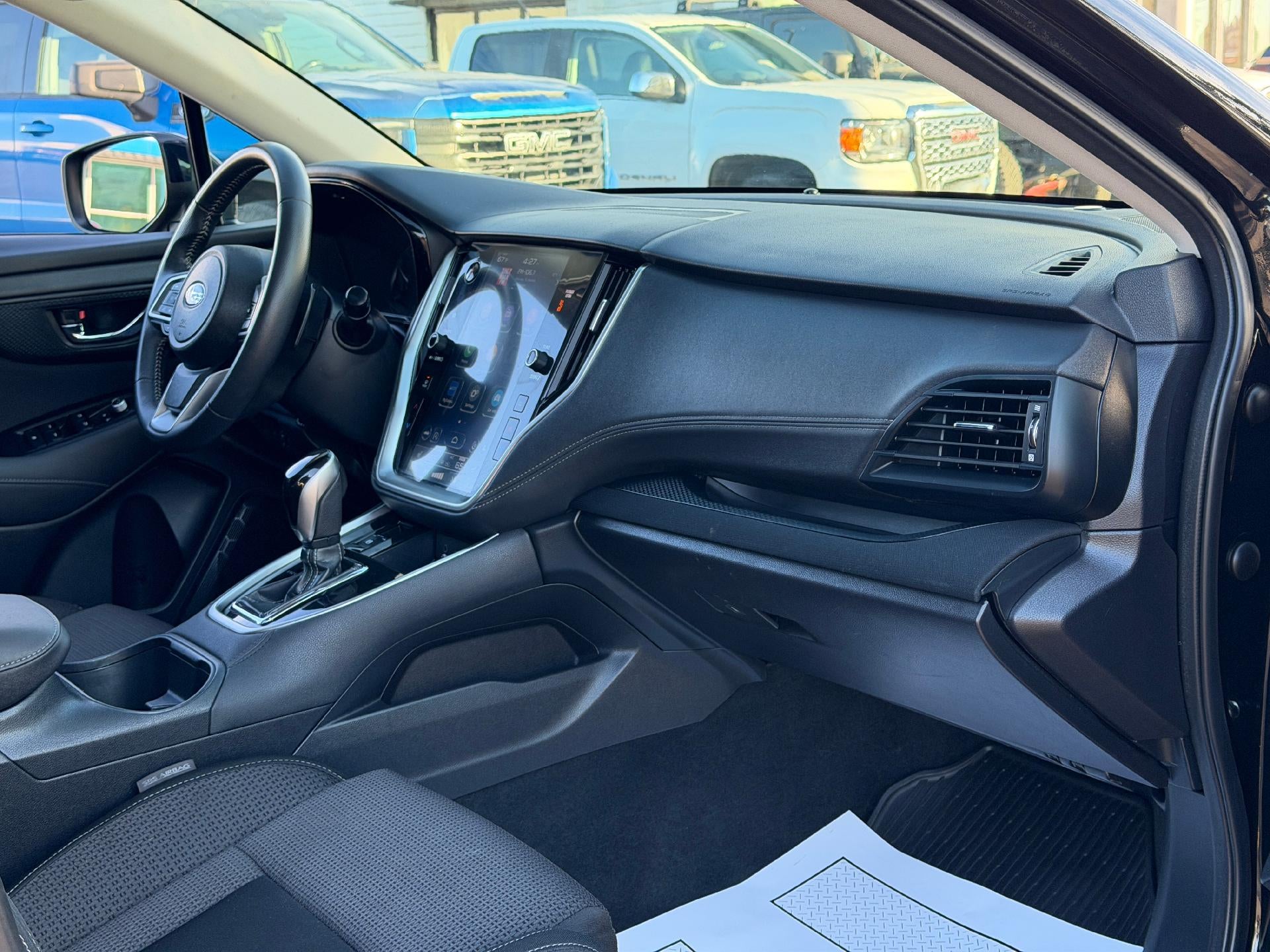 2024 Subaru Outback PREM One Owner Heated Seats, Sunroof