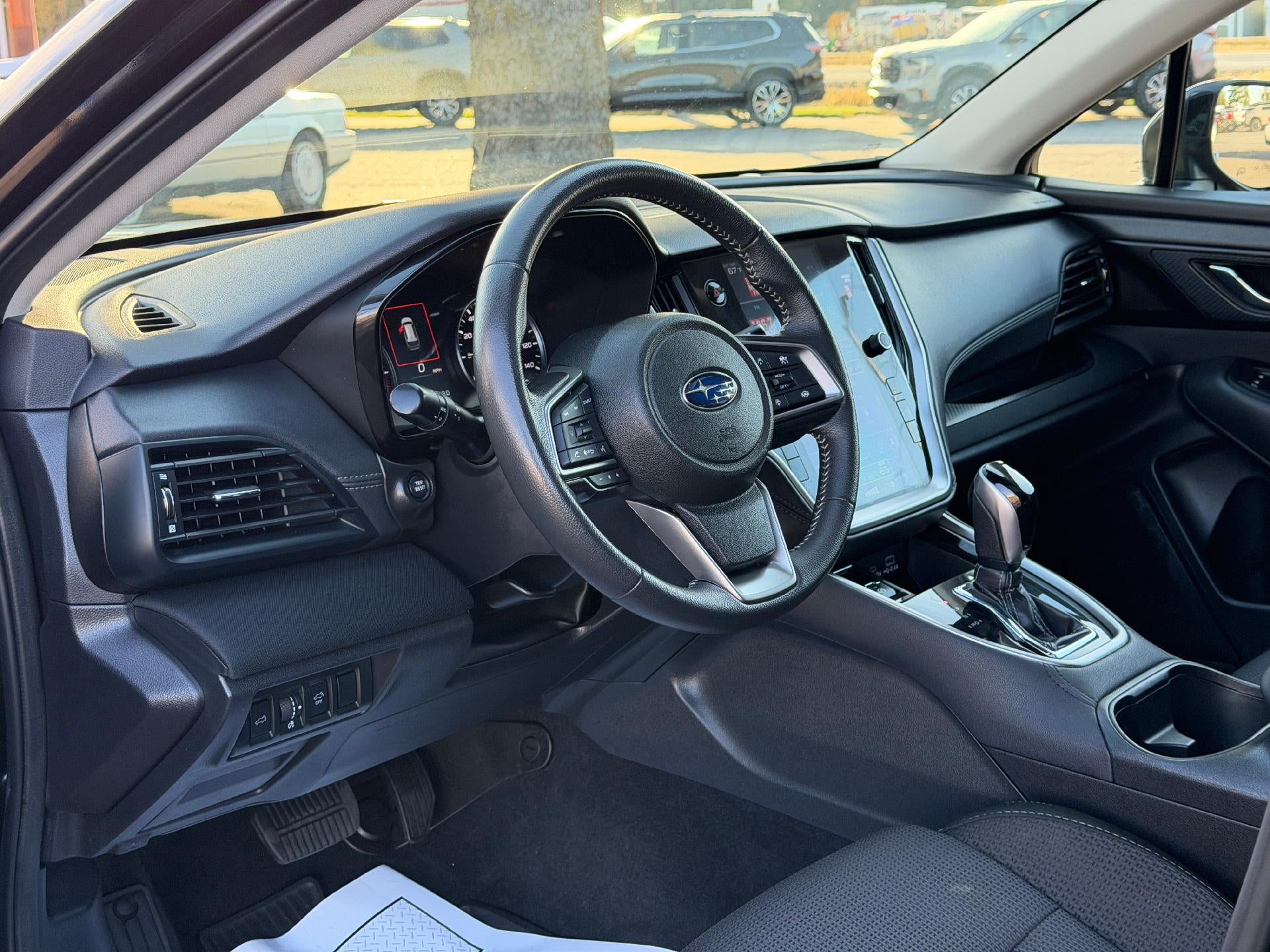 2024 Subaru Outback PREM One Owner Heated Seats, Sunroof