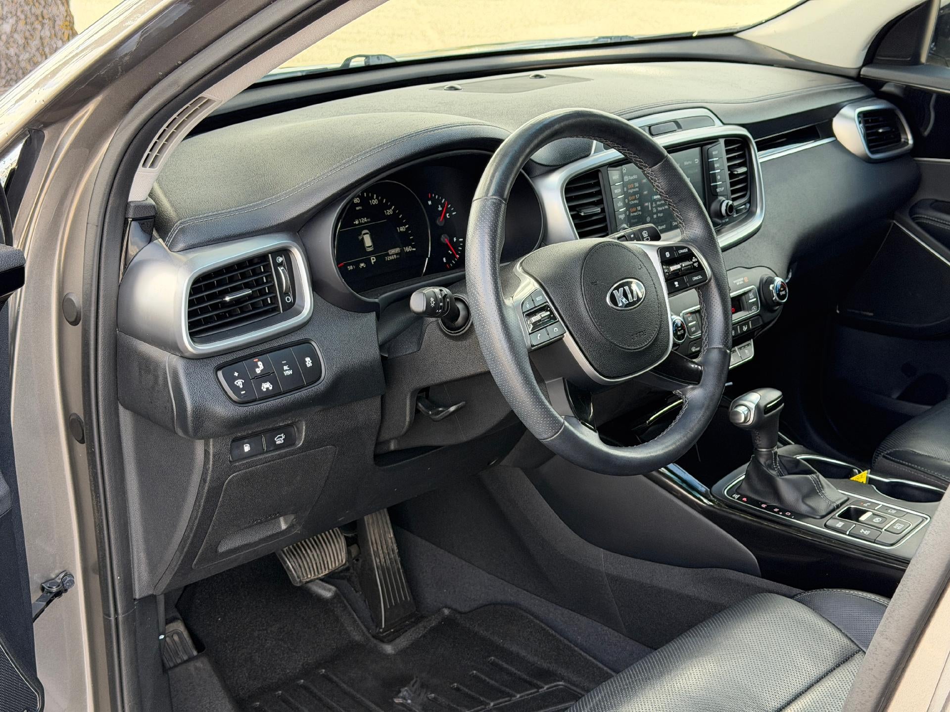 2019 Kia Sorento SX V6