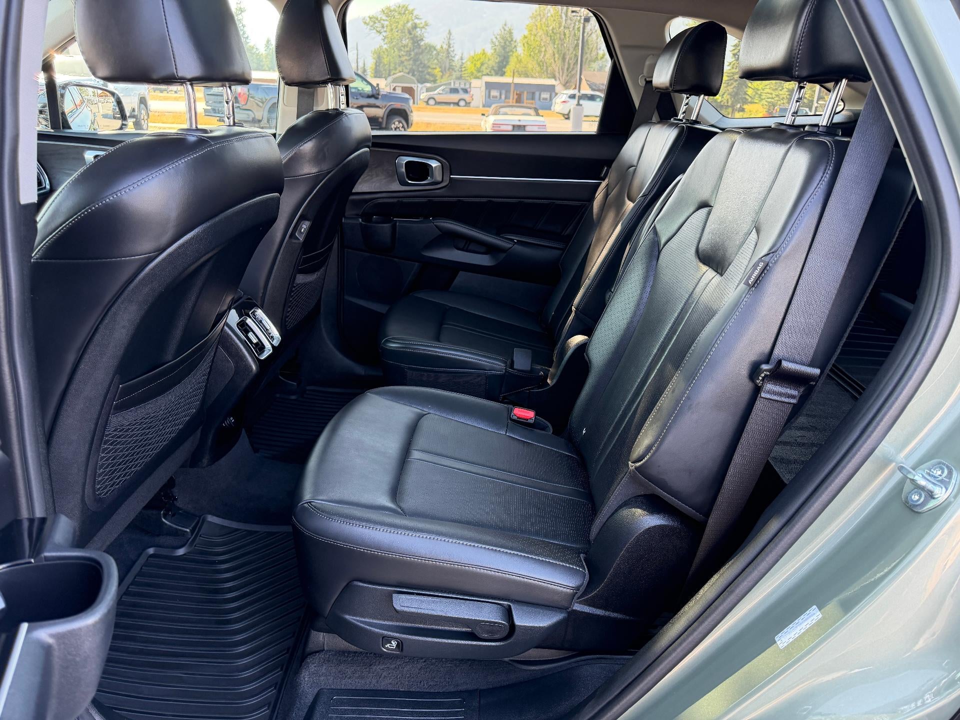 2024 Kia Sorento X-Line SX, One Owner Lease Return
